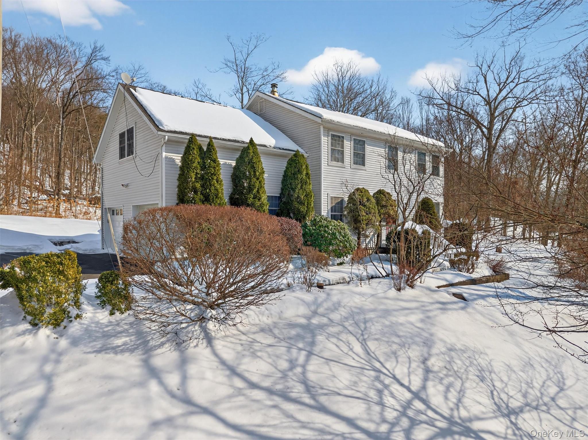 8 Cardinal Court, Tuxedo Park, NY 10987