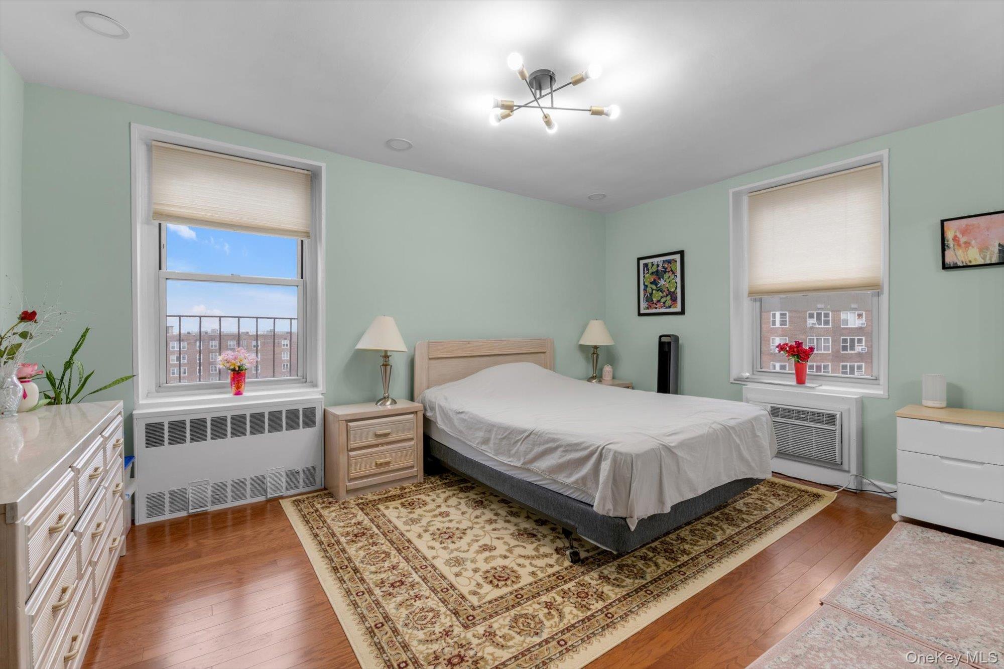 18-70 211th Street # 6J, Bayside, NY 11360