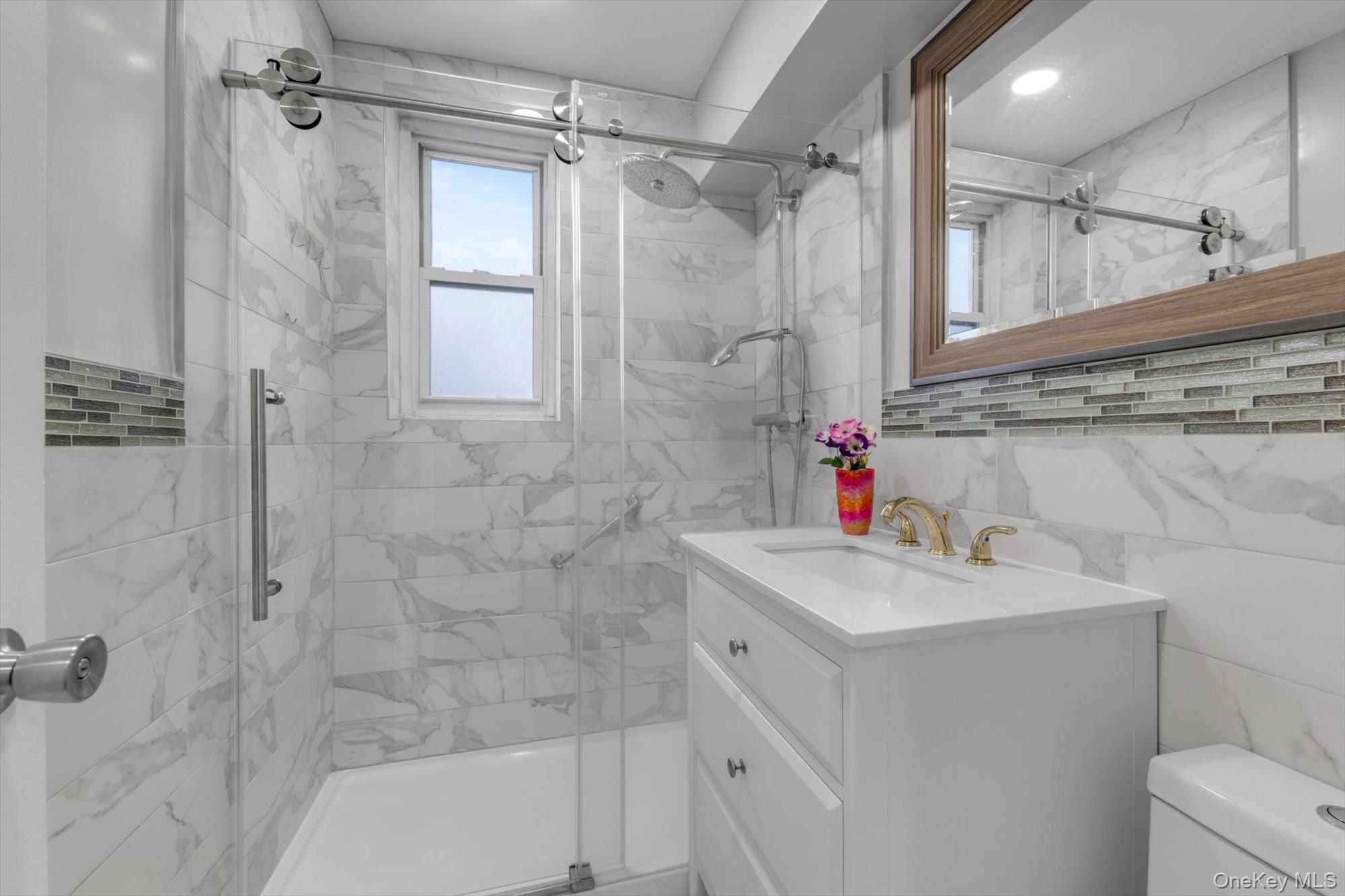 18-70 211th Street # 6J, Bayside, NY 11360