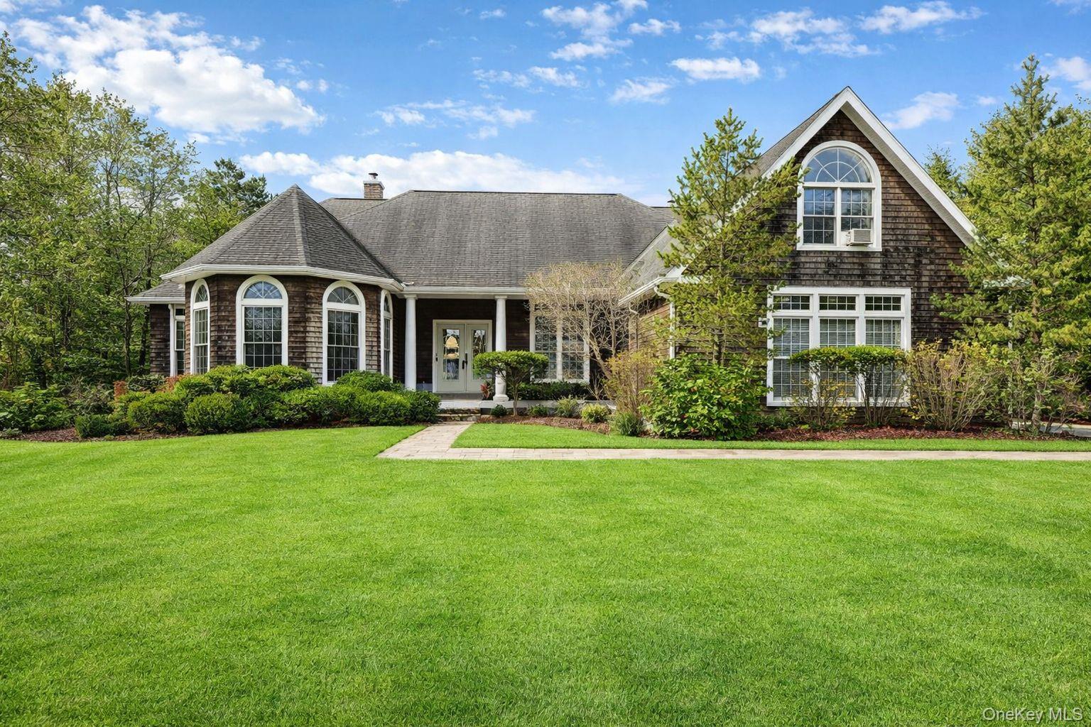 21 Corbett Drive, East Quogue, NY 11942