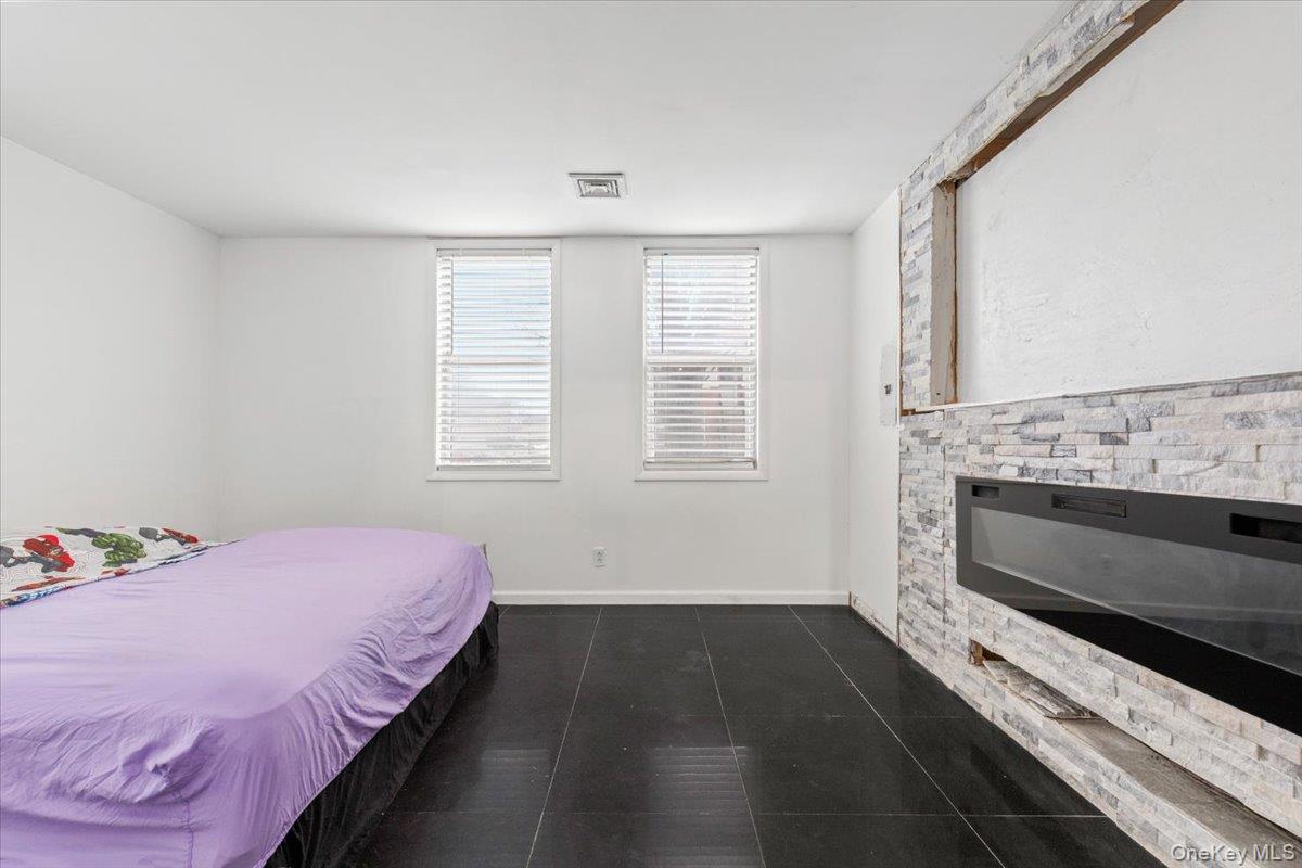 233 Sunset Boulevard, Bronx, NY 10473