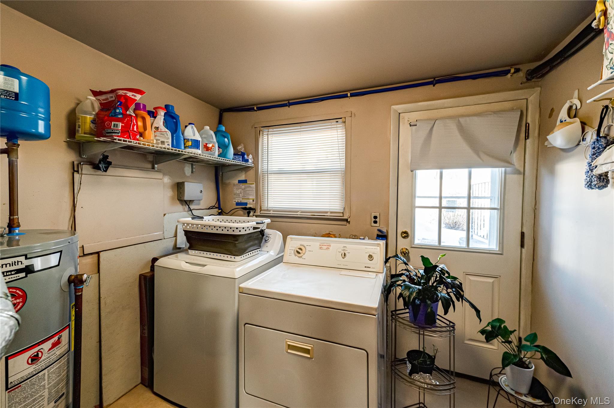 389 Beebe Court, North Babylon, NY 11703