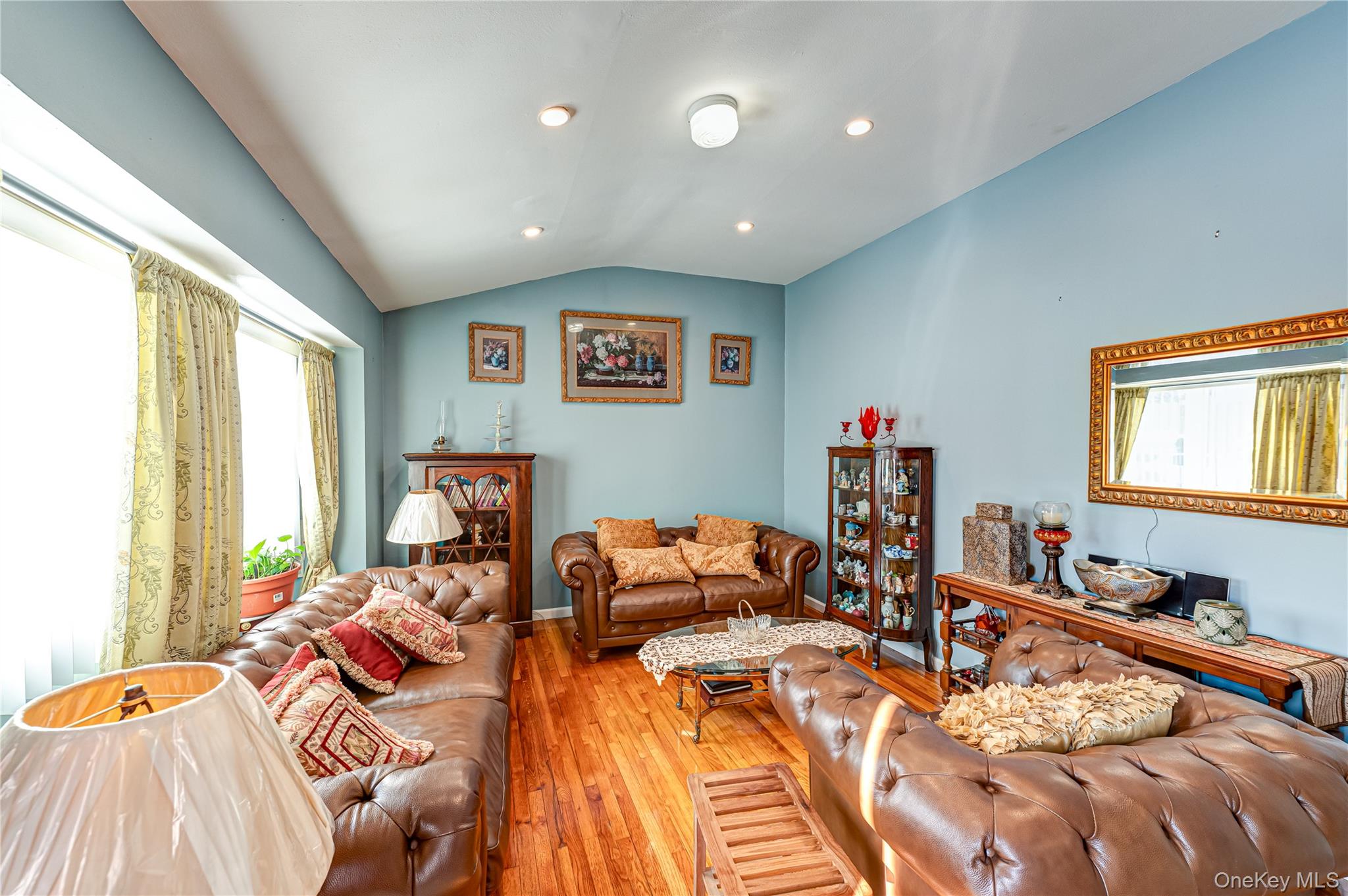 389 Beebe Court, North Babylon, NY 11703