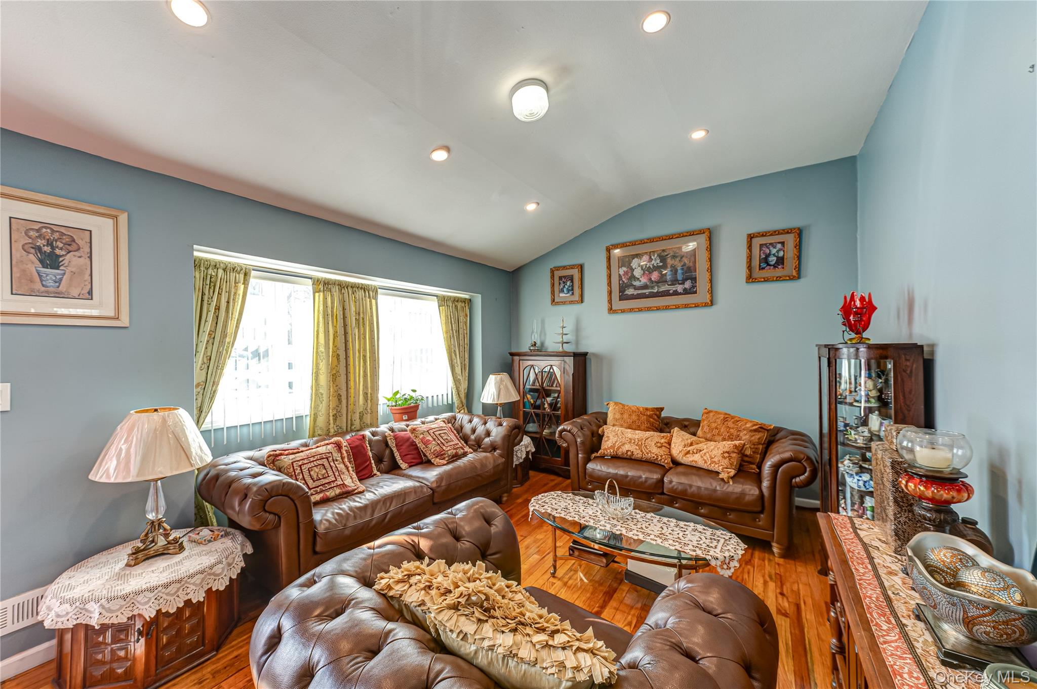 389 Beebe Court, North Babylon, NY 11703