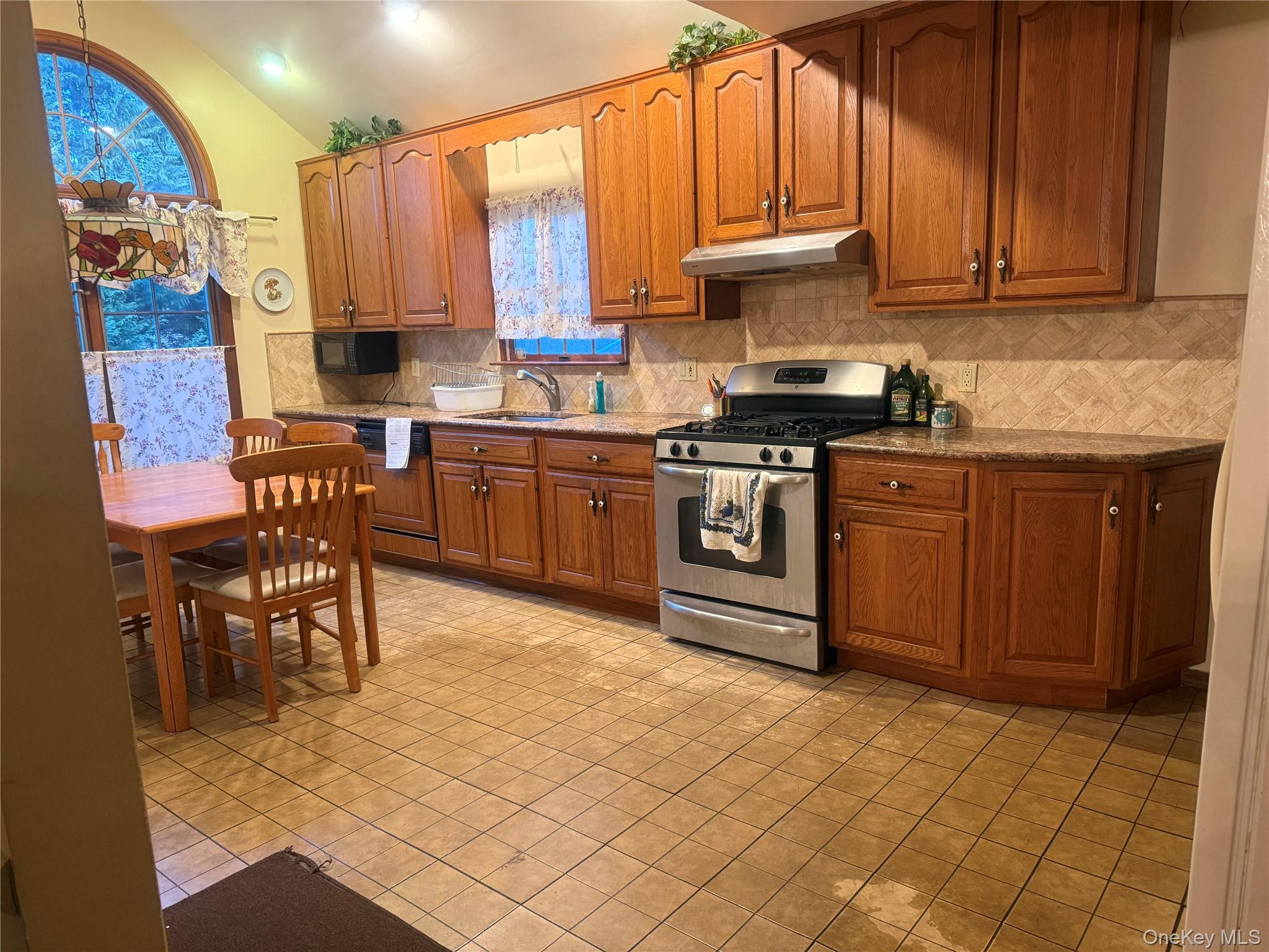 454 Roy Street, West Hempstead, NY 11552