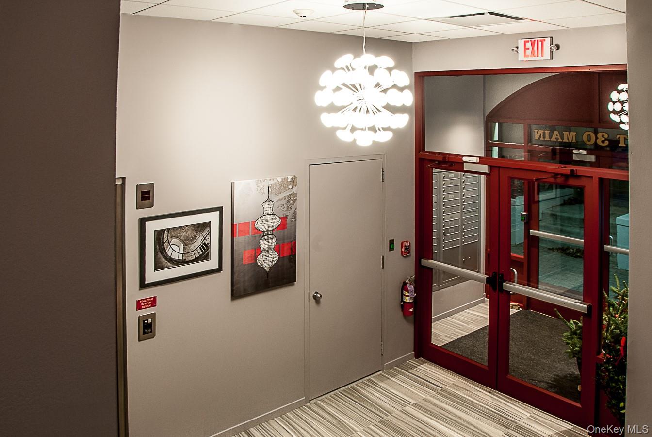 30 W Main Street # 207, Riverhead, NY 11901