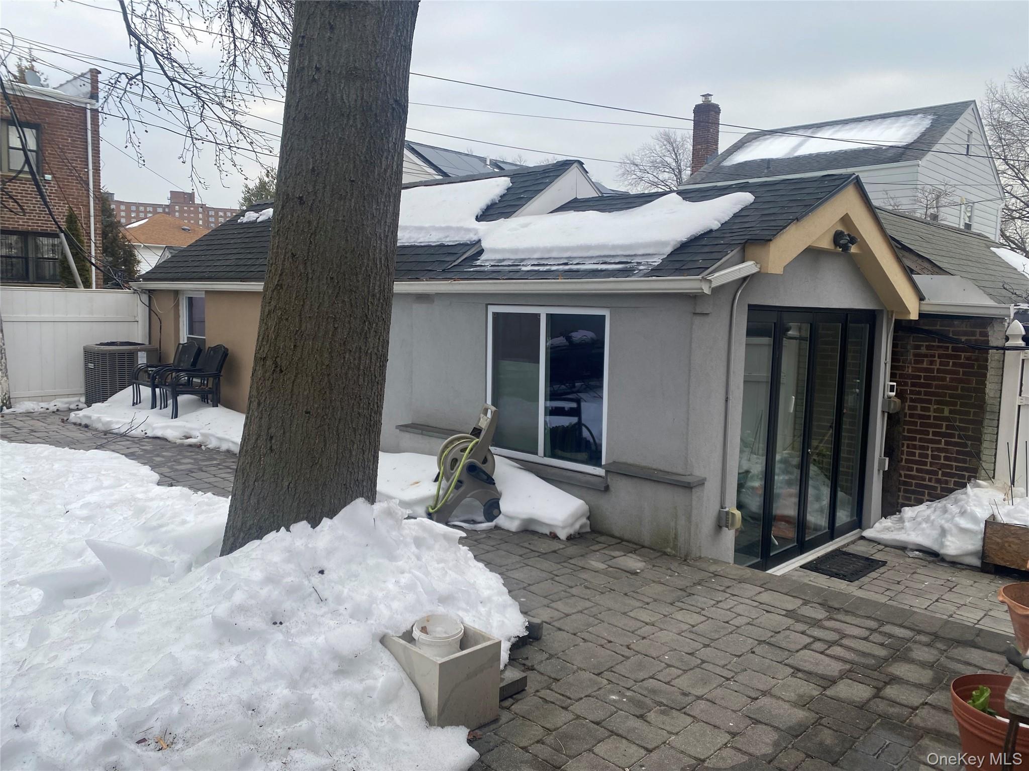 6139 184th Street, Fresh Meadows, NY 11365