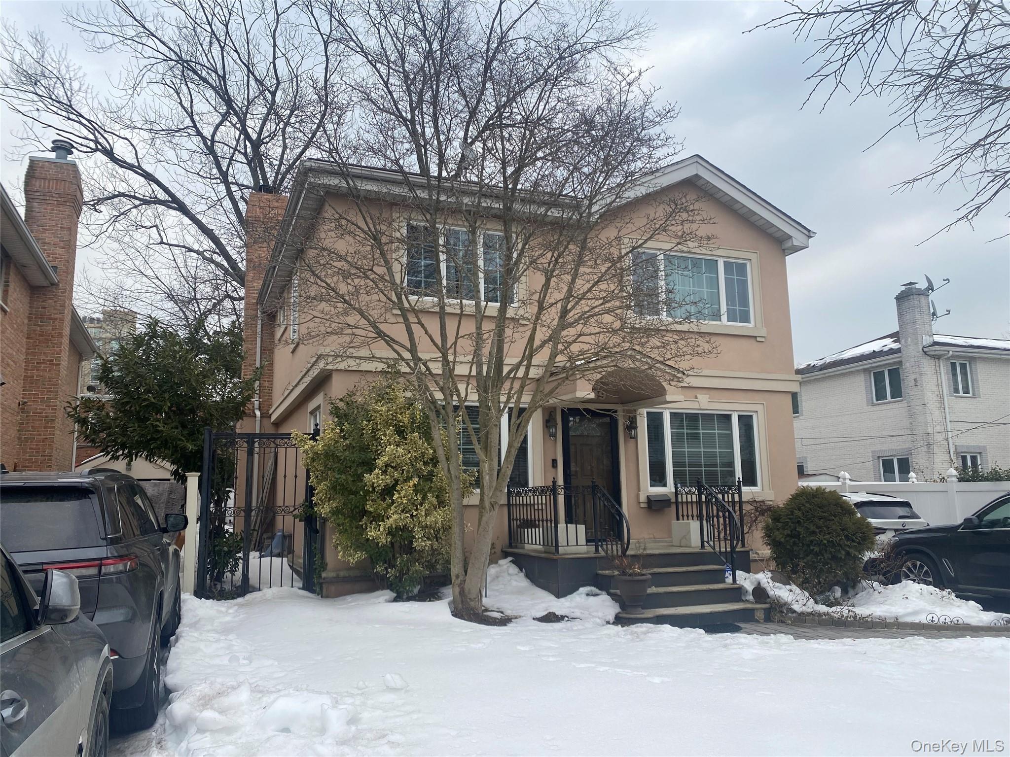 6139 184th Street, Fresh Meadows, NY 11365