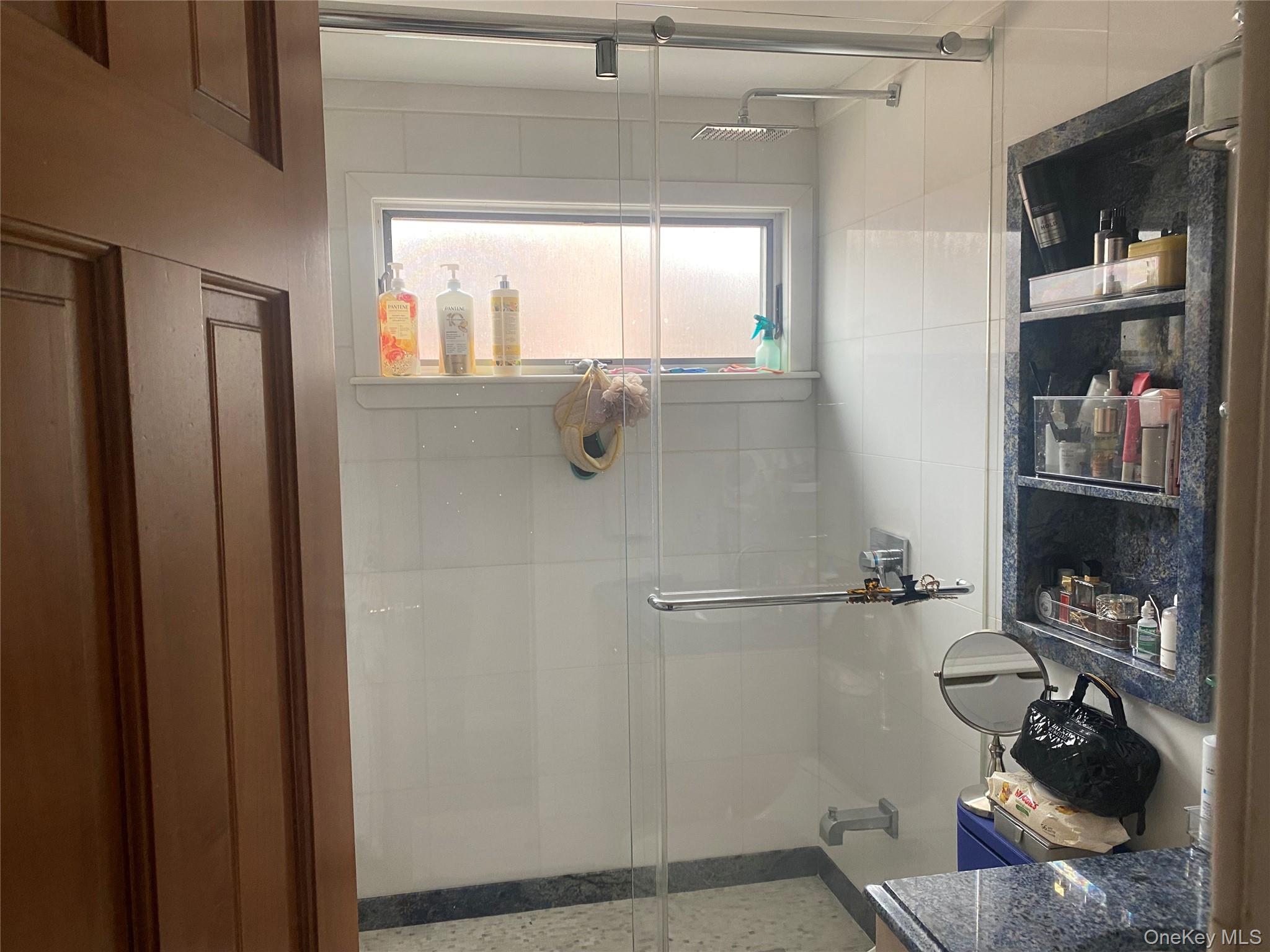 6139 184th Street, Fresh Meadows, NY 11365