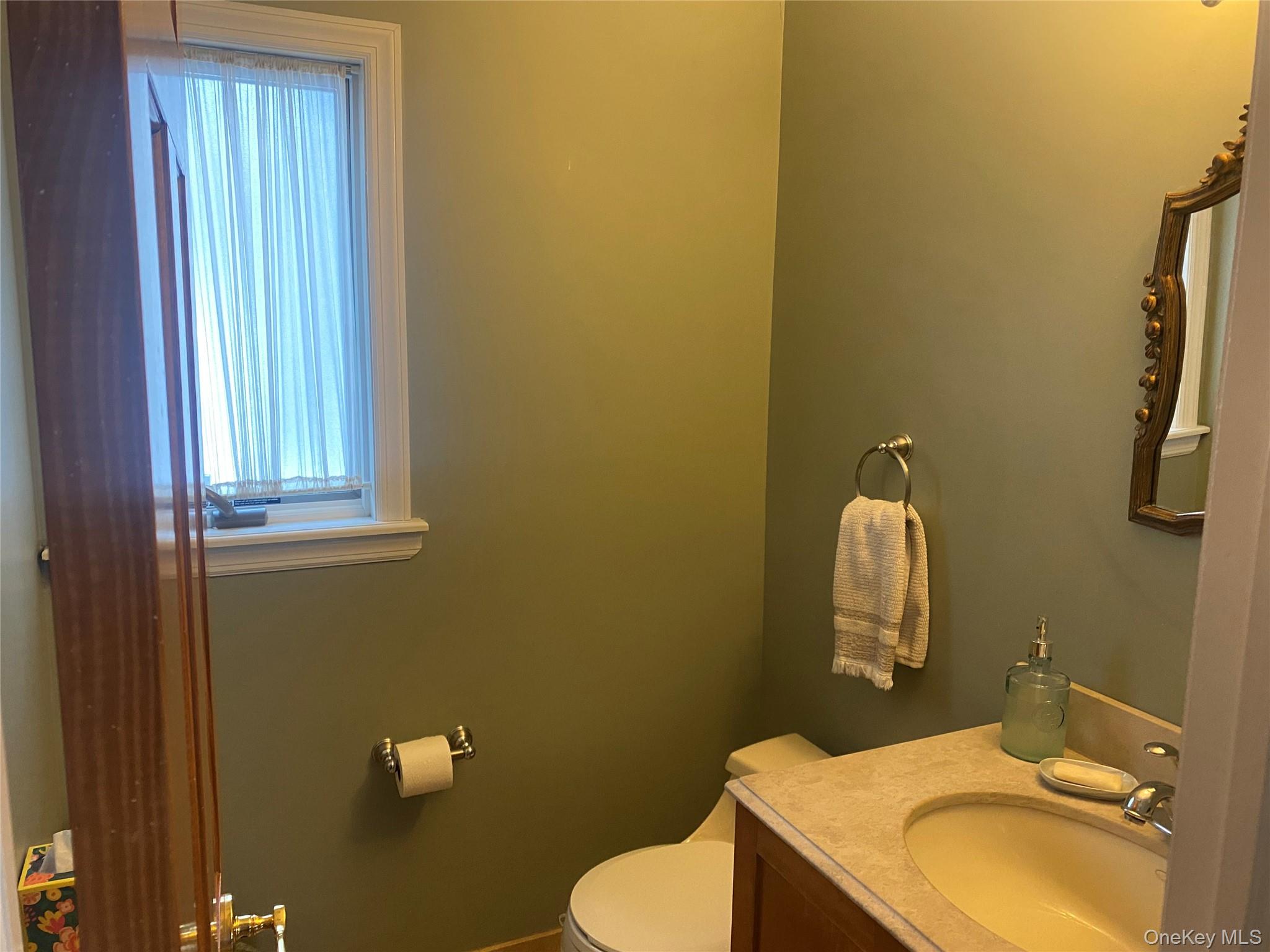 6139 184th Street, Fresh Meadows, NY 11365