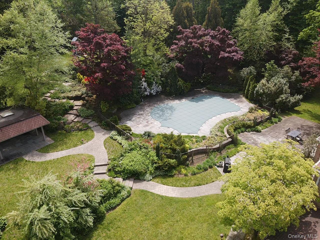 34 Sousa Drive, Sands Point, NY 11050