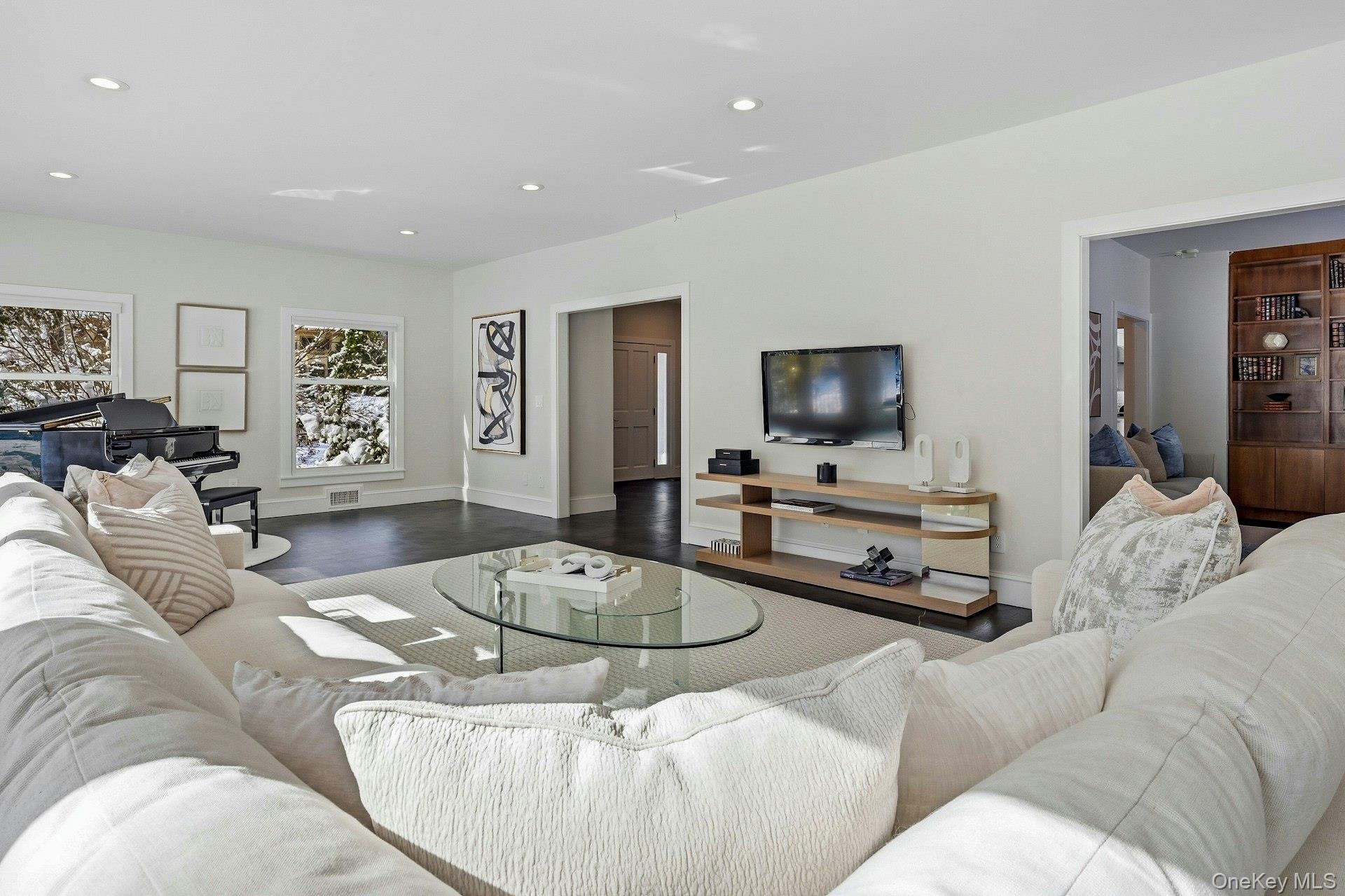 34 Sousa Drive, Sands Point, NY 11050