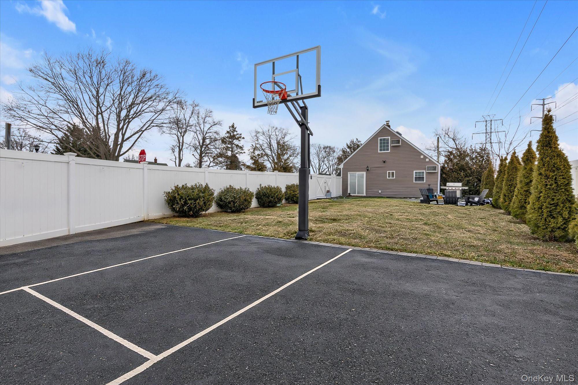 64 Cornflower Road, Levittown, NY 11756