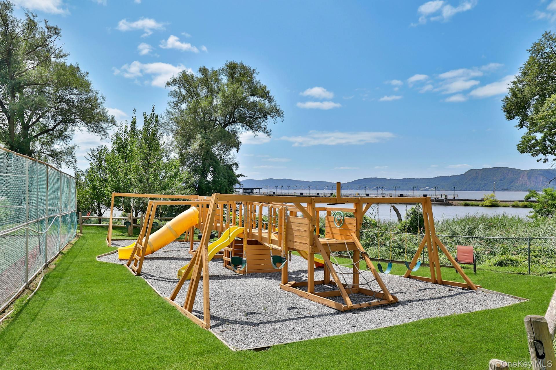 616 Kemeys Cove # 616, Briarcliff Manor, NY 10562