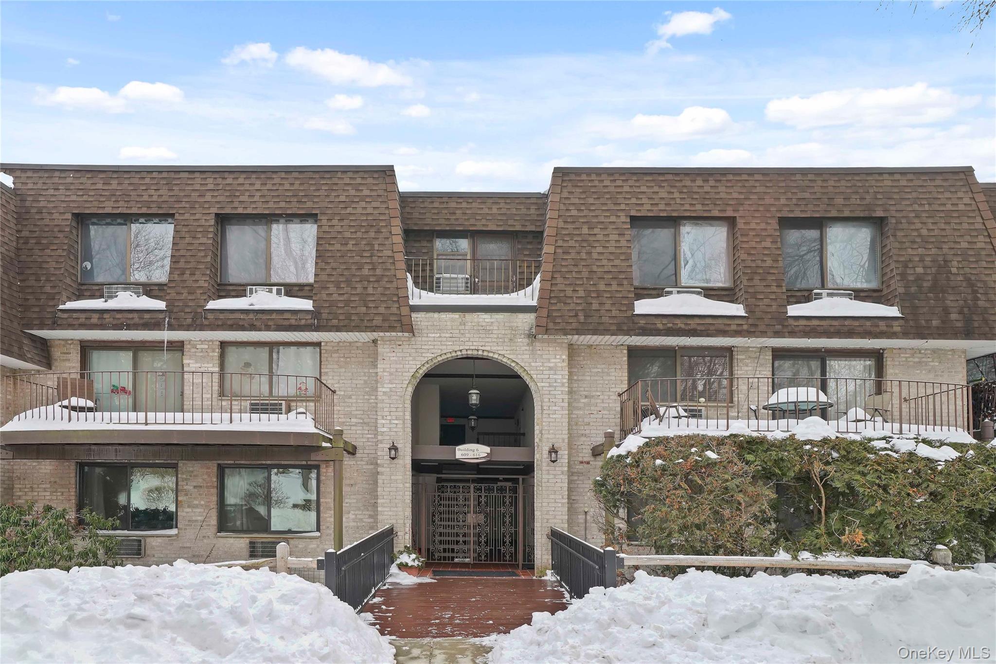 616 Kemeys Cove # 616, Briarcliff Manor, NY 10562