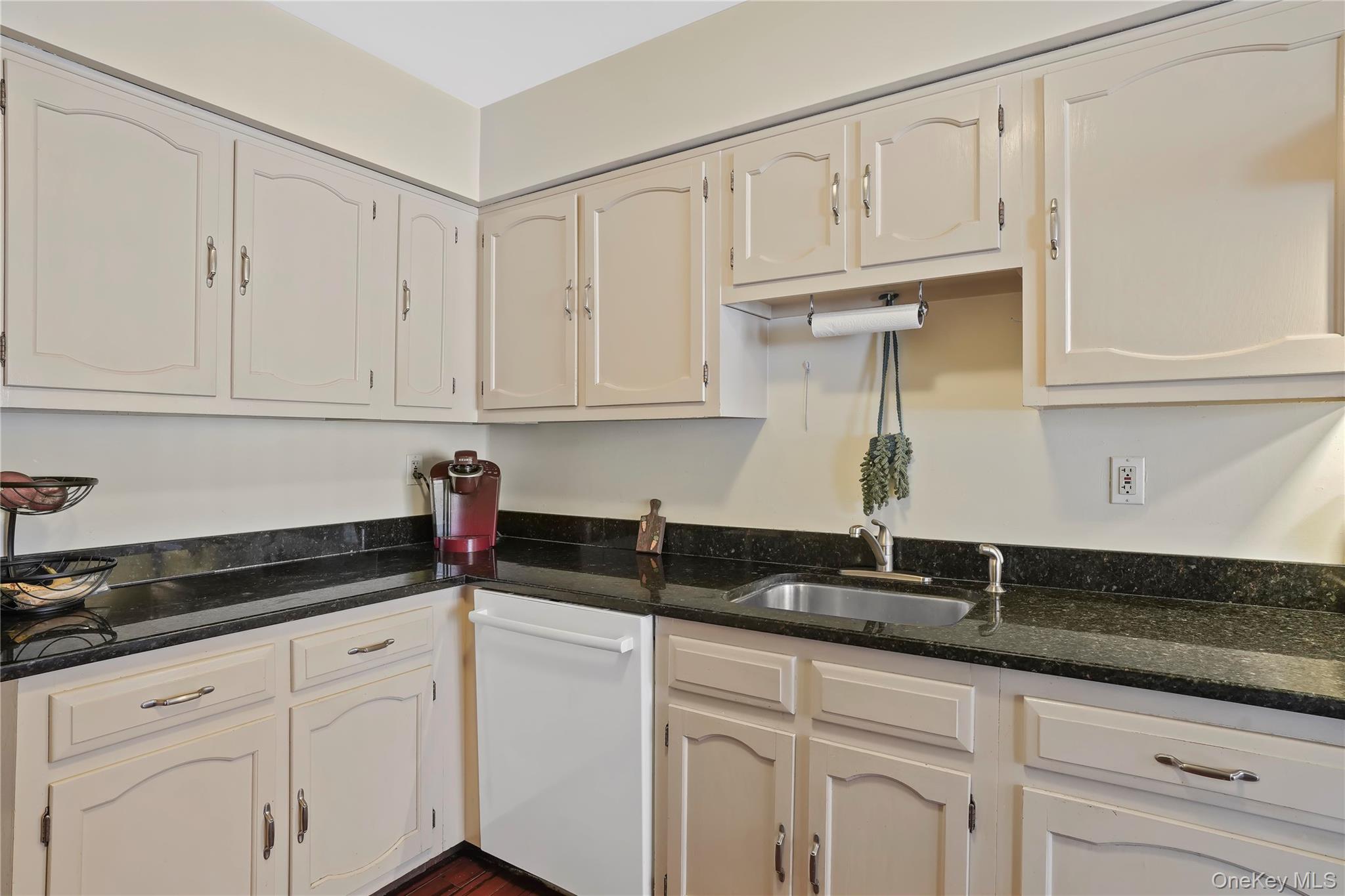 616 Kemeys Cove # 616, Briarcliff Manor, NY 10562