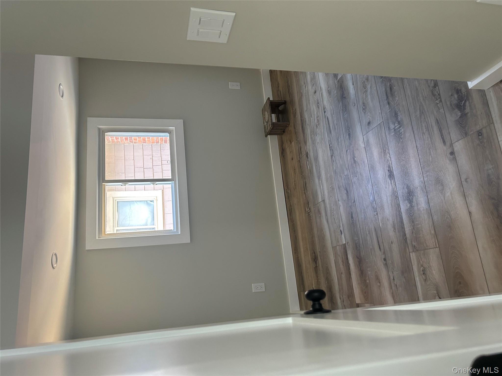 7 cedar st.Poquott cedar S, East Setauket, NY 11733