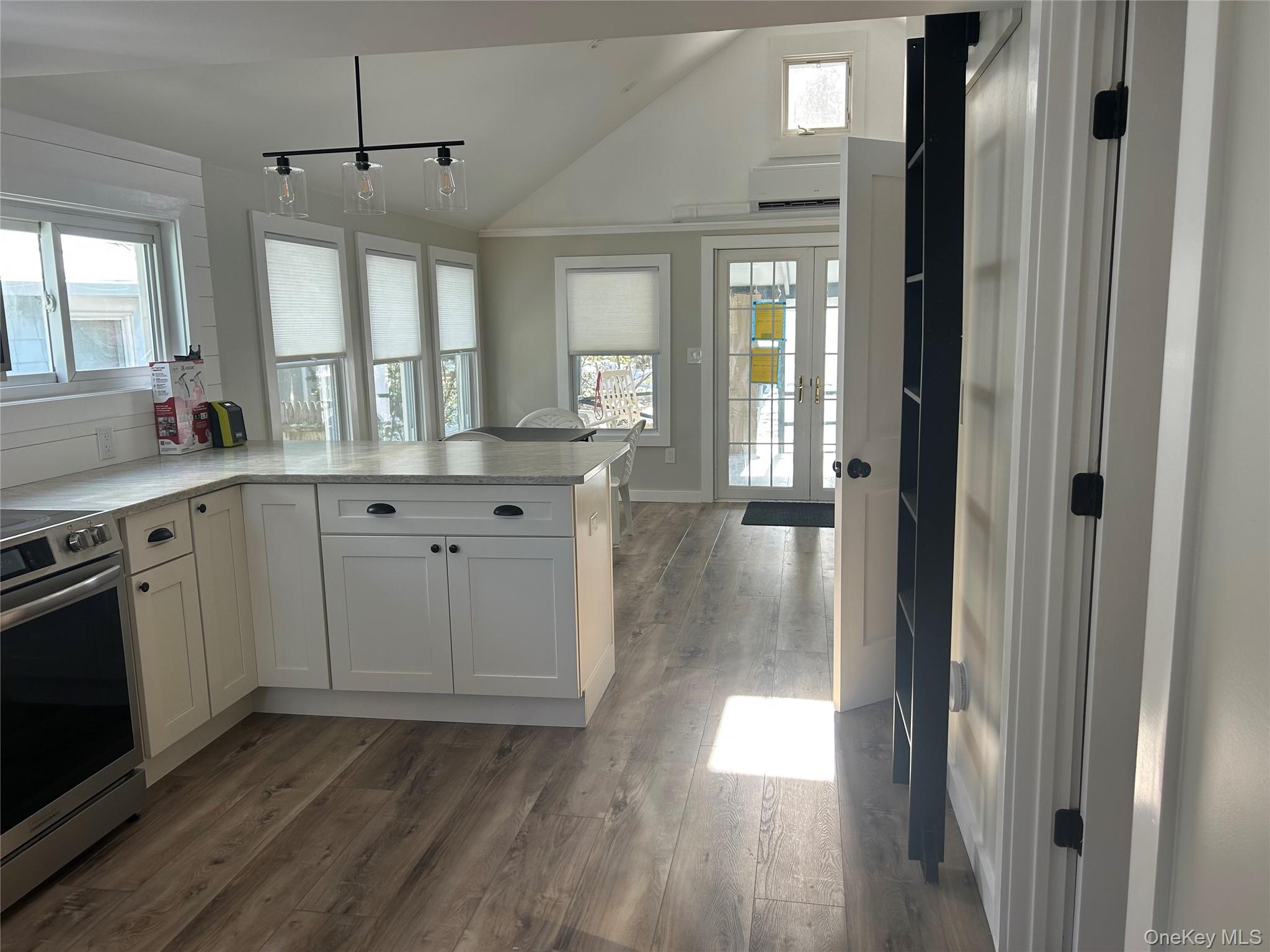 7 cedar st.Poquott cedar S, East Setauket, NY 11733