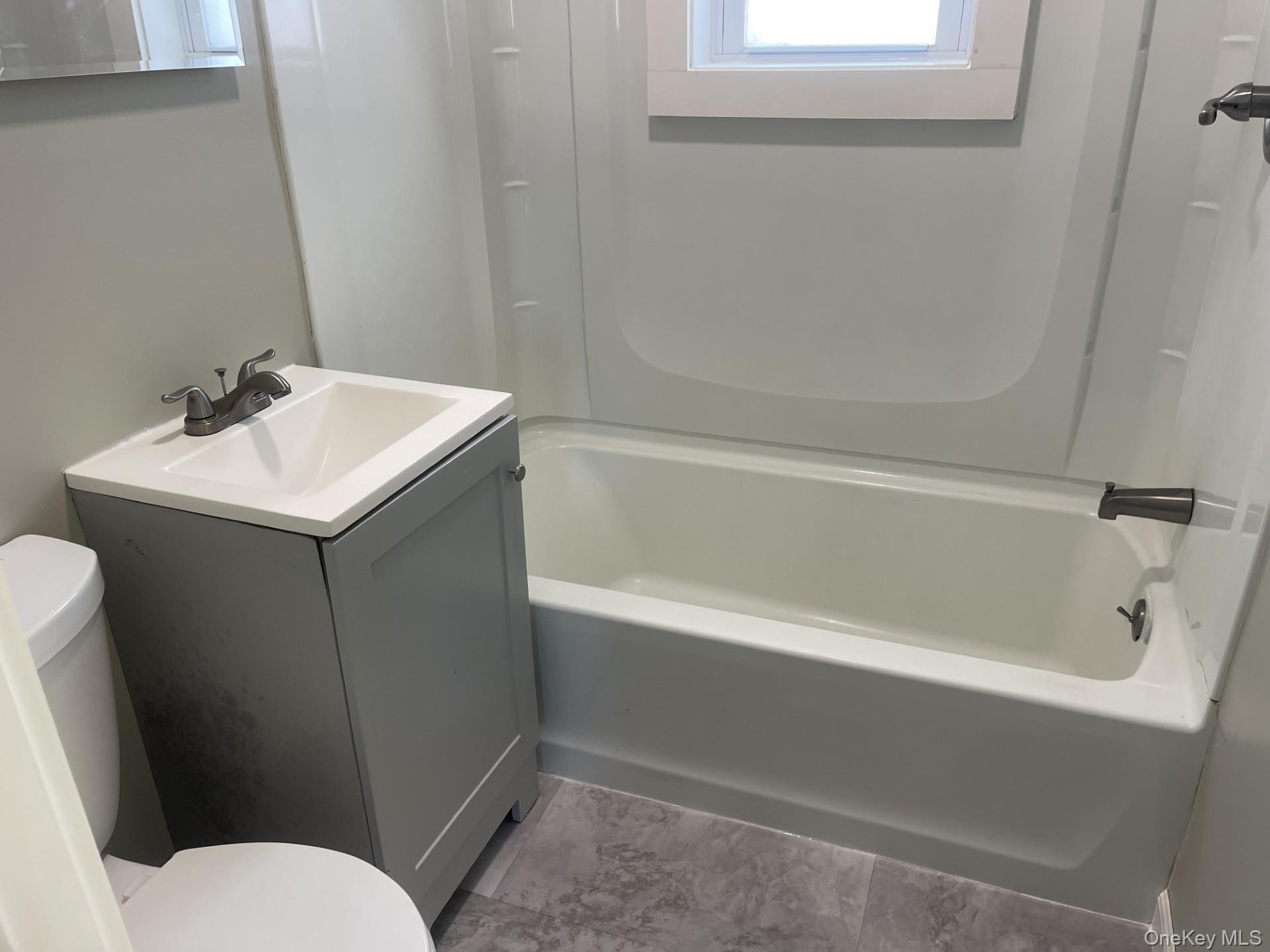 62B E 2nd Street, Riverhead, NY 11901