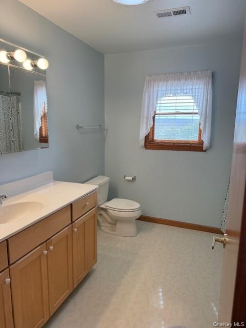 4 Grapevine Place, Poughkeepsie, NY 12603