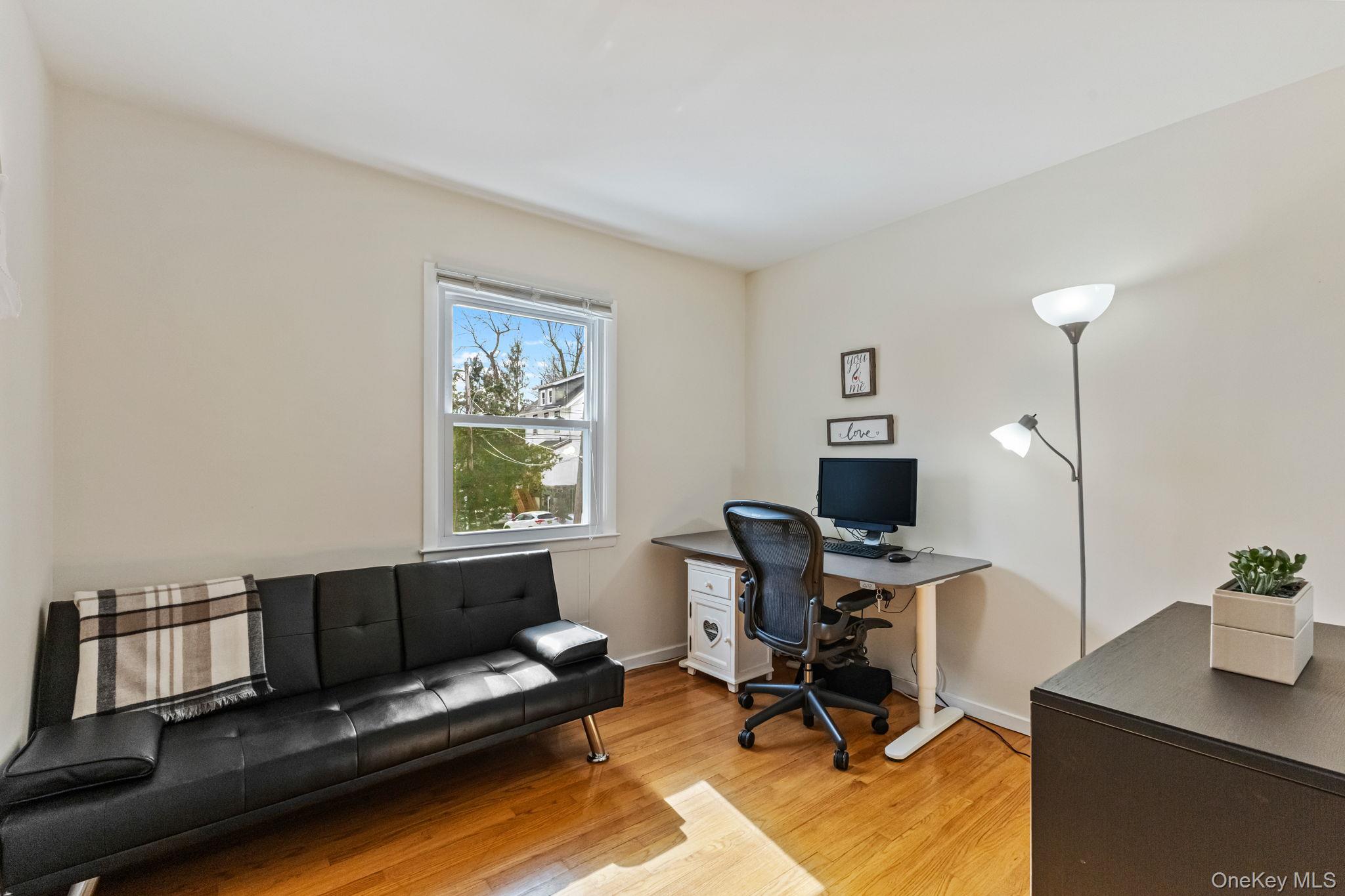 15 Meadow Place, Rye, NY 10580