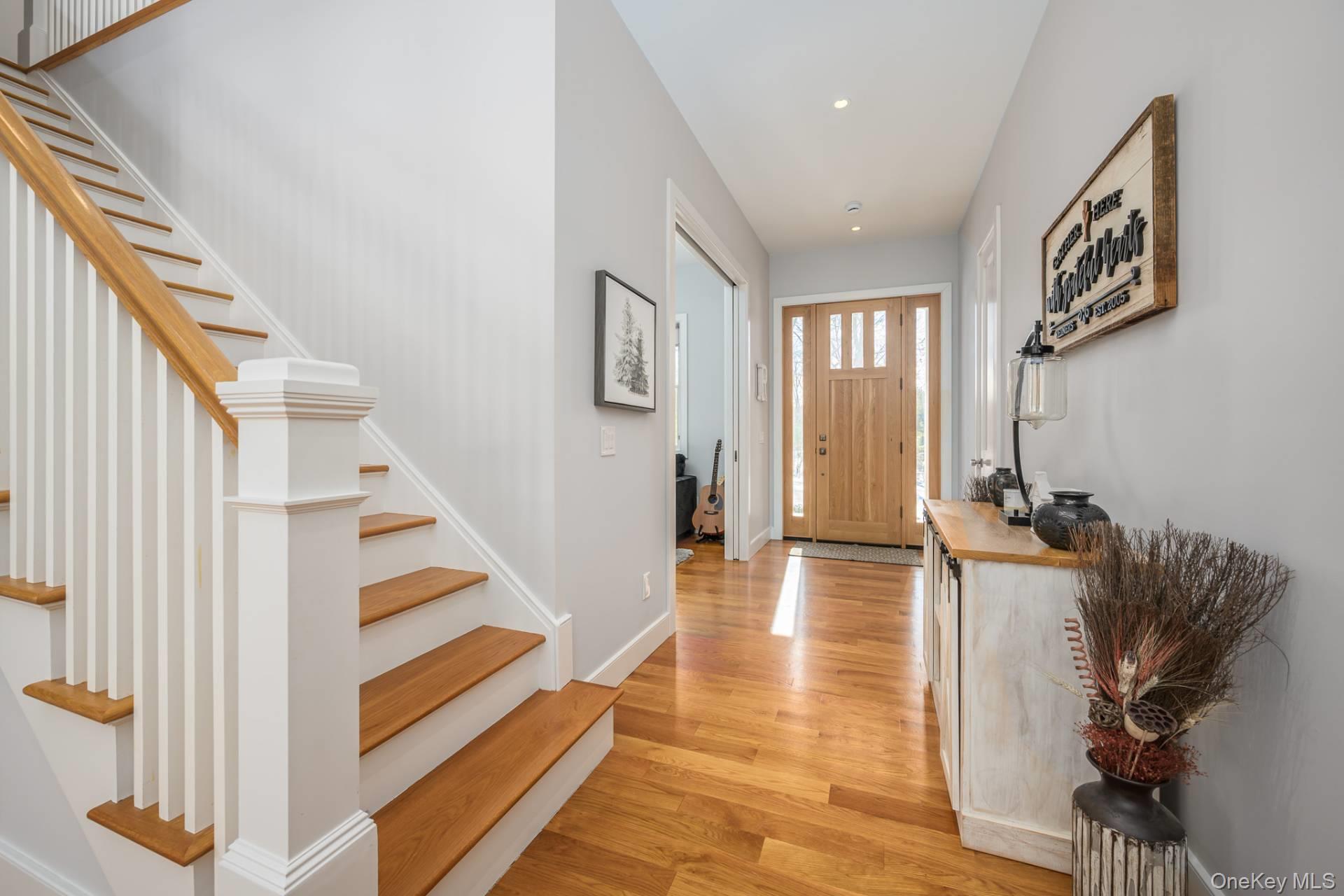 50 Squires Boulevard, Hampton Bays, NY 11946