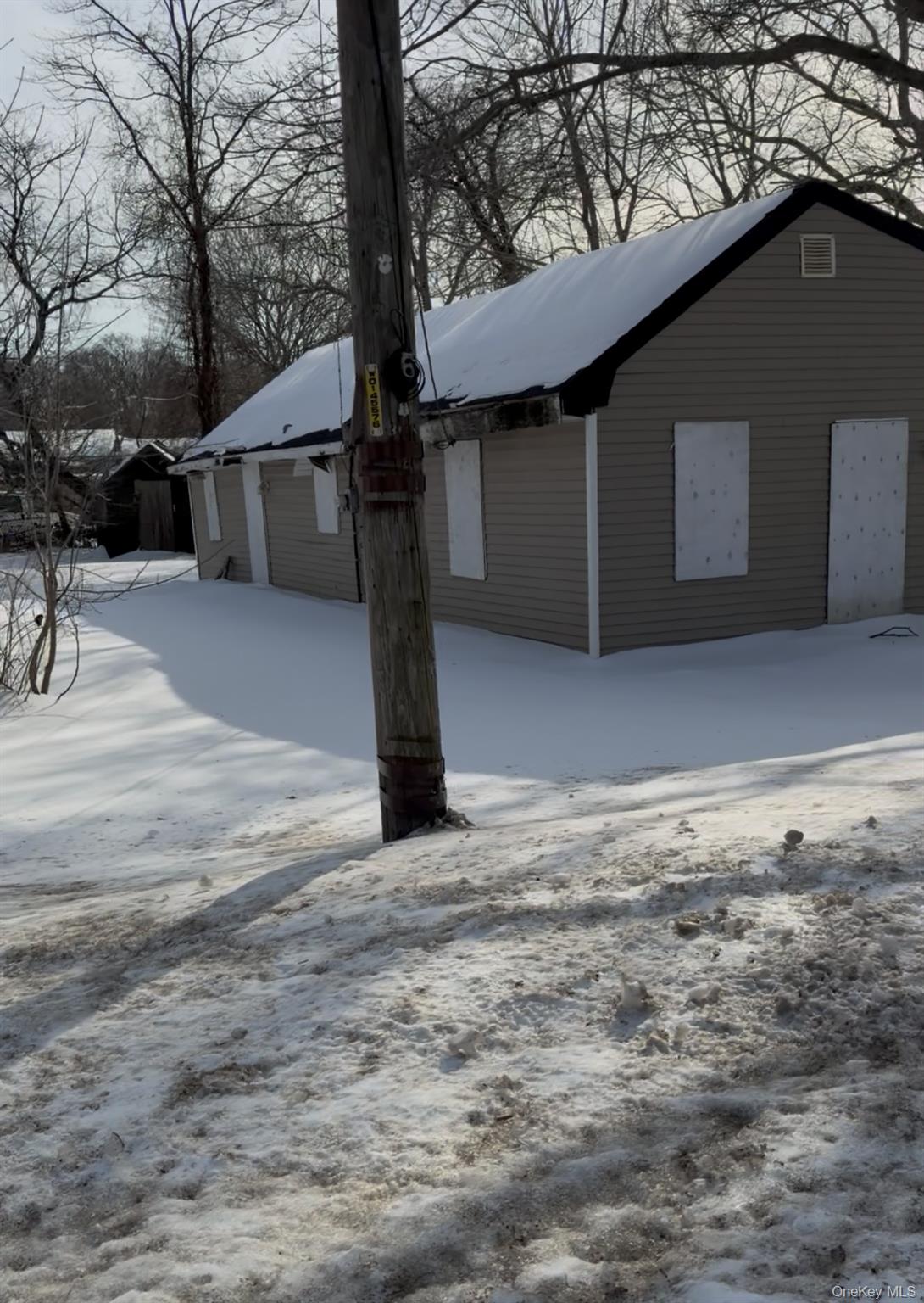 182 Frowein Road, Center Moriches, NY 11934