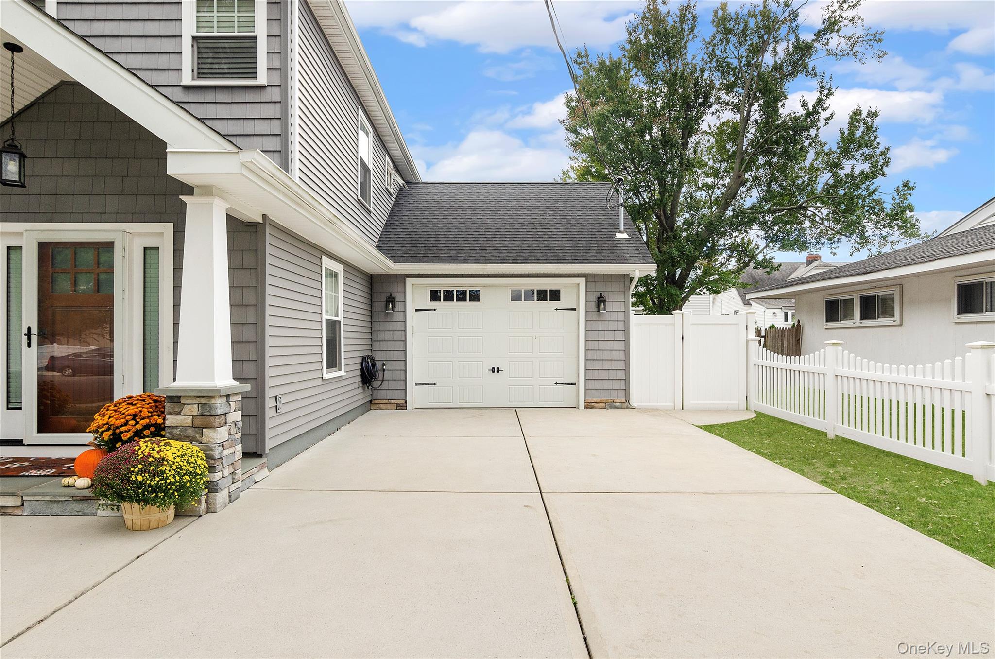 41 Weidner Avenue, Oceanside, NY 11572