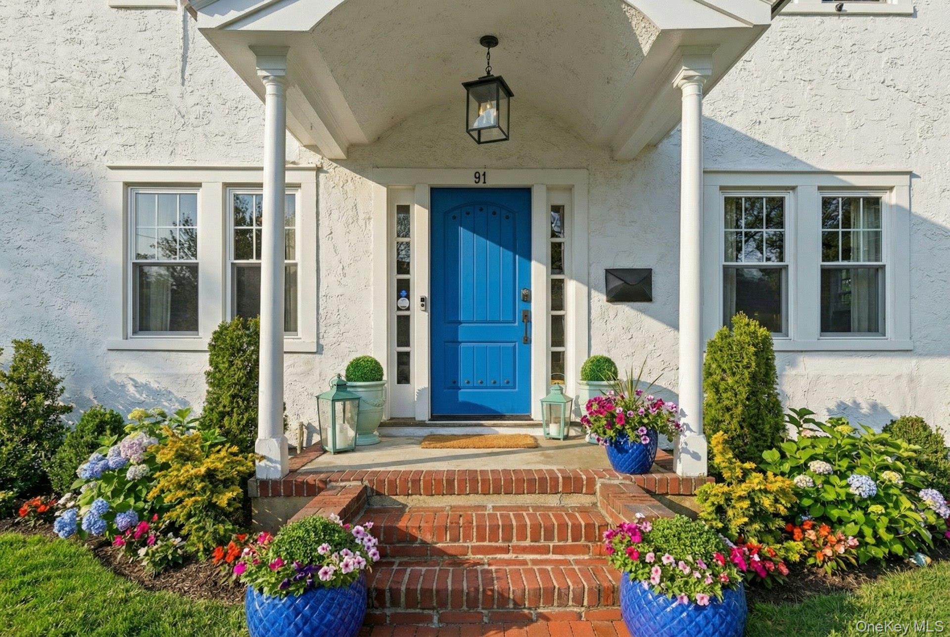 91 Bar Beach Road, Port Washington, NY 11050