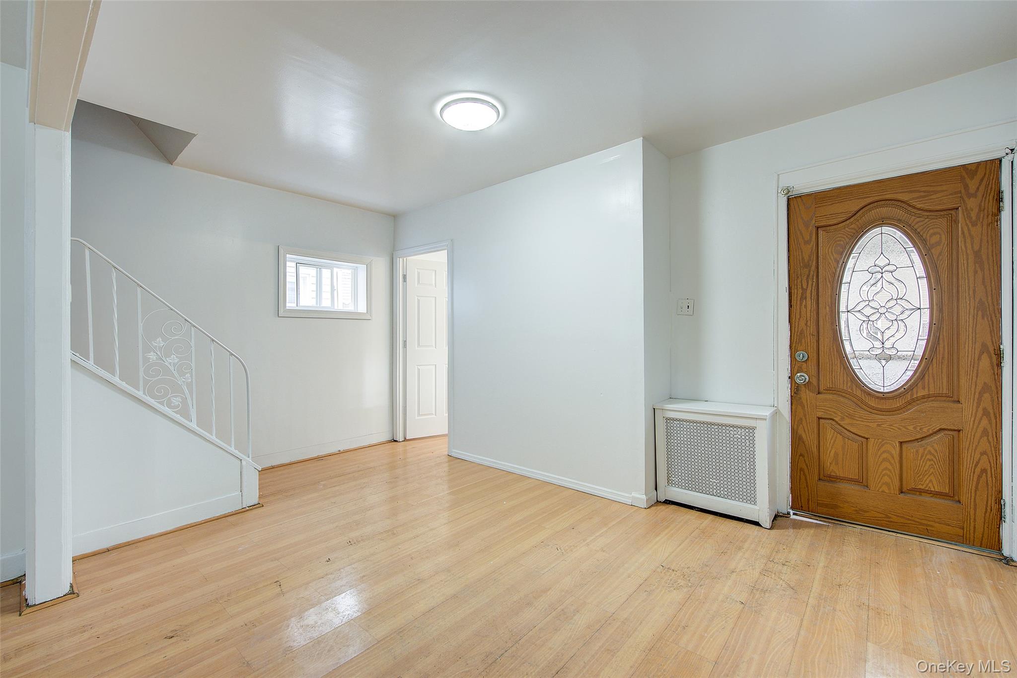 9056 184th Place, Hollis, NY 11423