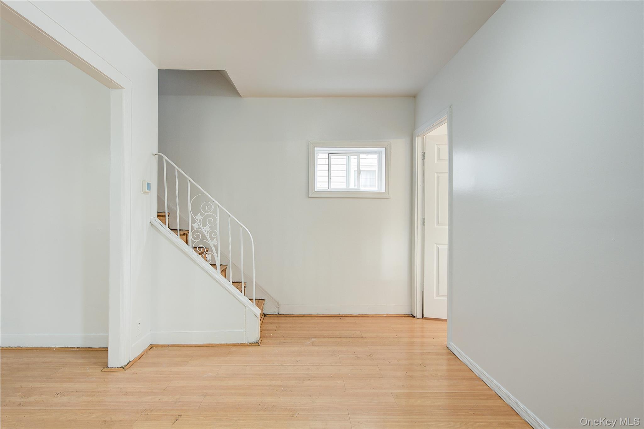 9056 184th Place, Hollis, NY 11423