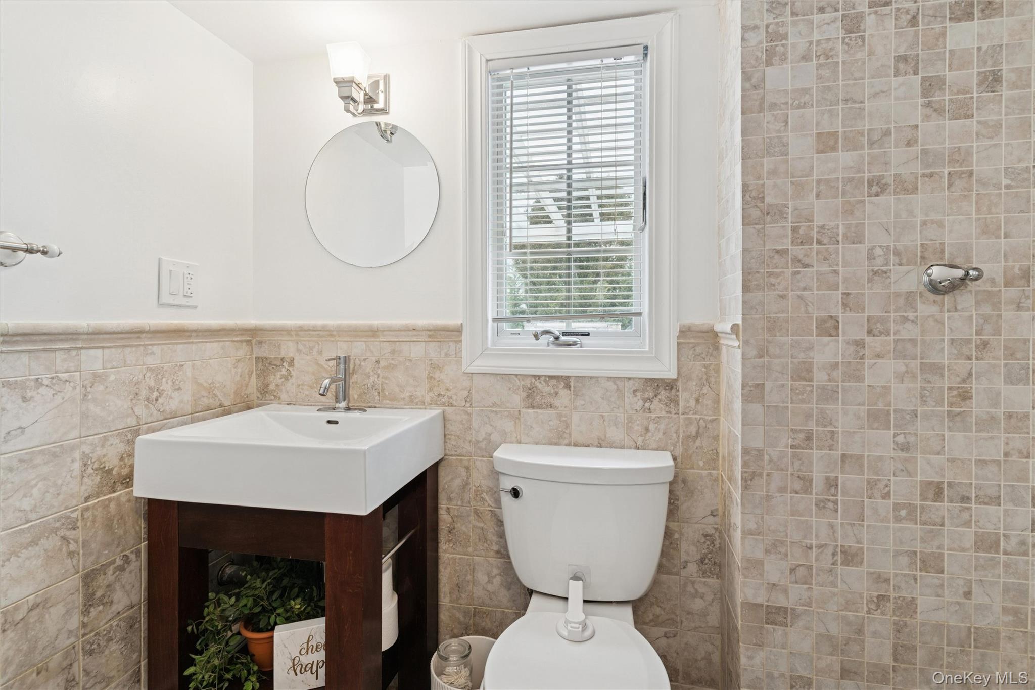 1827 Glenn Lane, Merrick, NY 11566