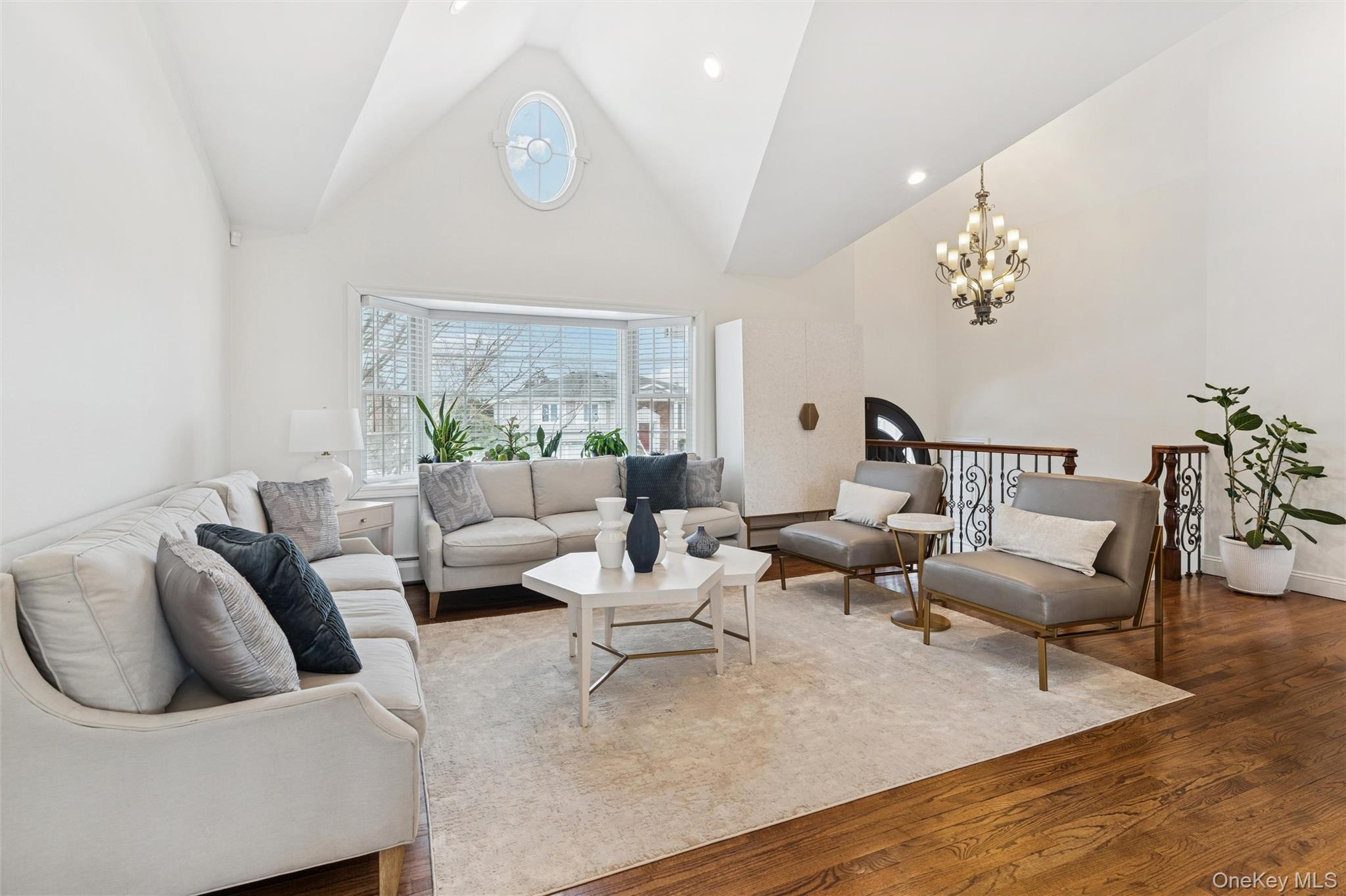 1827 Glenn Lane, Merrick, NY 11566