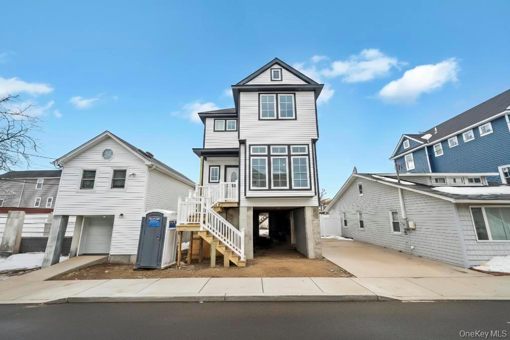 9 James Street S, East Rockaway, NY 11518