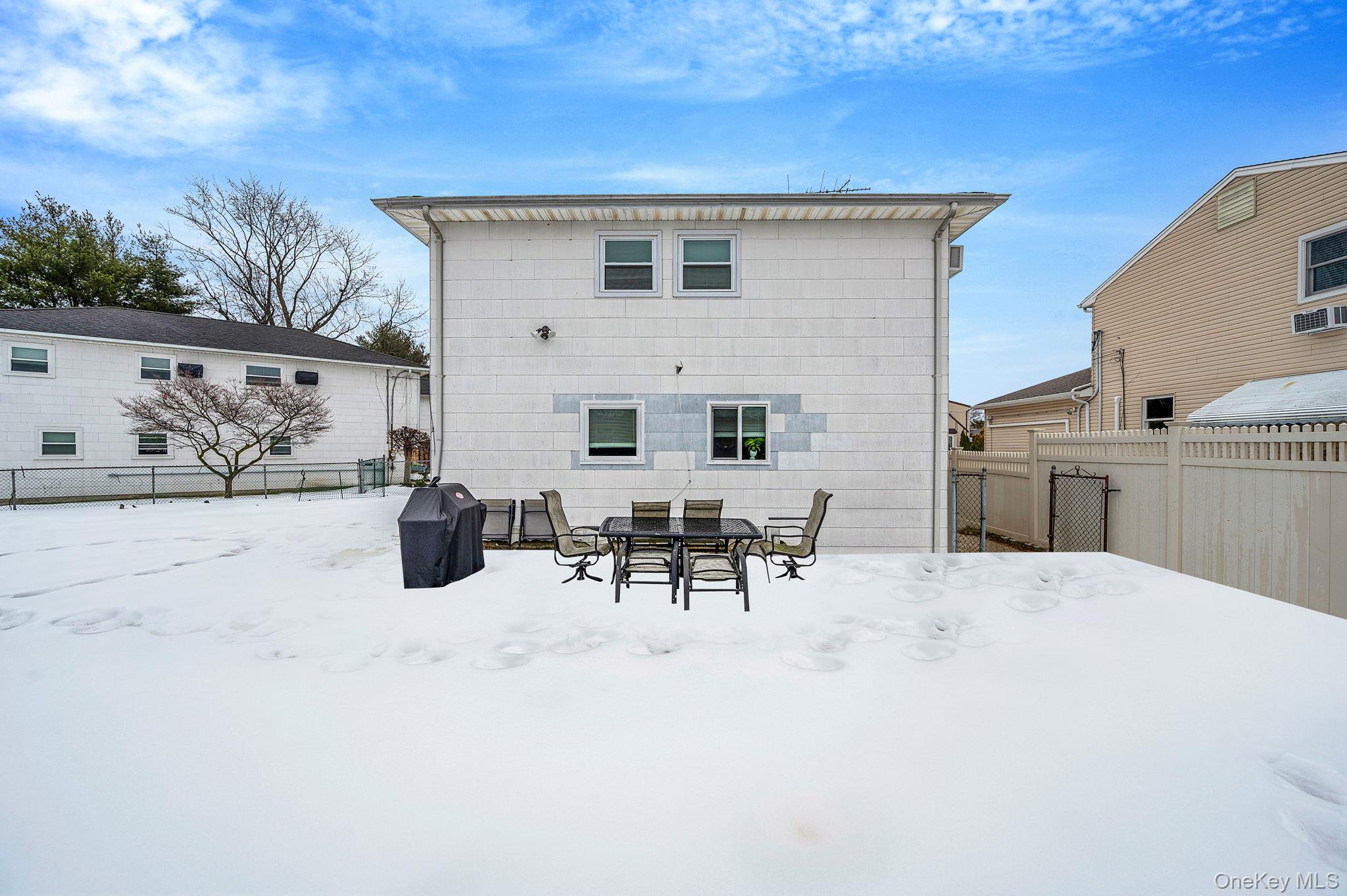 94 Harrison Avenue, Bethpage, NY 11714