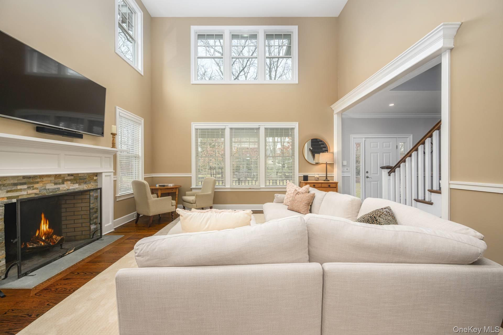 20 Bay Woods Drive, Hampton Bays, NY 11946