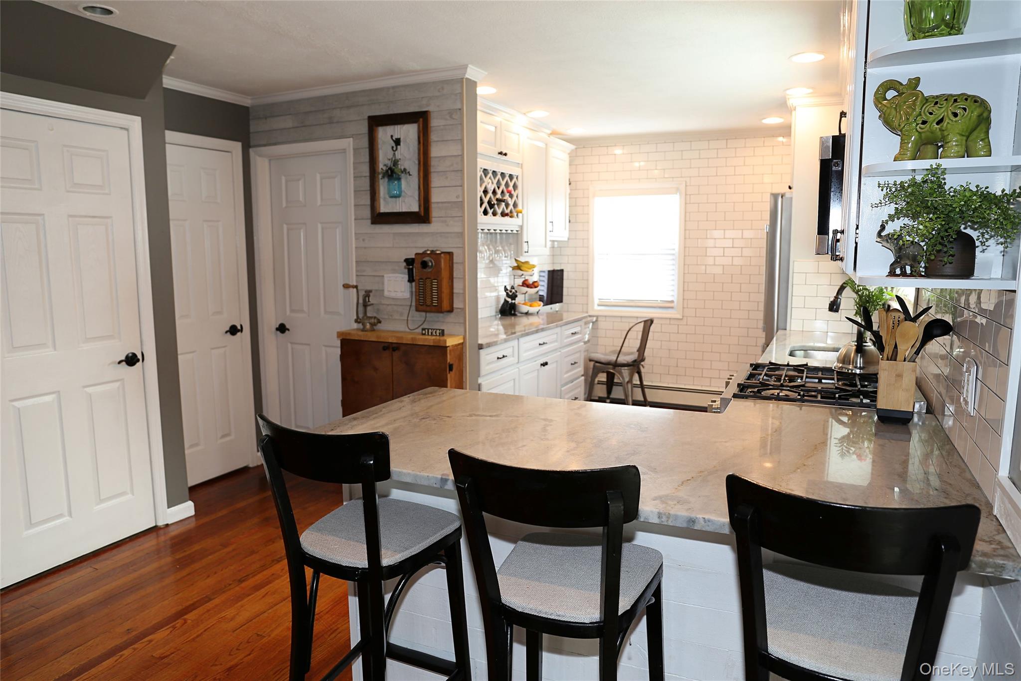 1300 Lakeside Drive, Wantagh, NY 11793