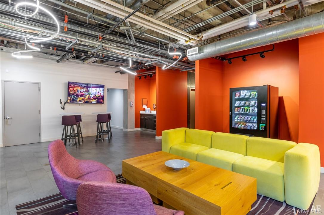 121 Westmoreland Avenue # 410, White Plains, NY 10606