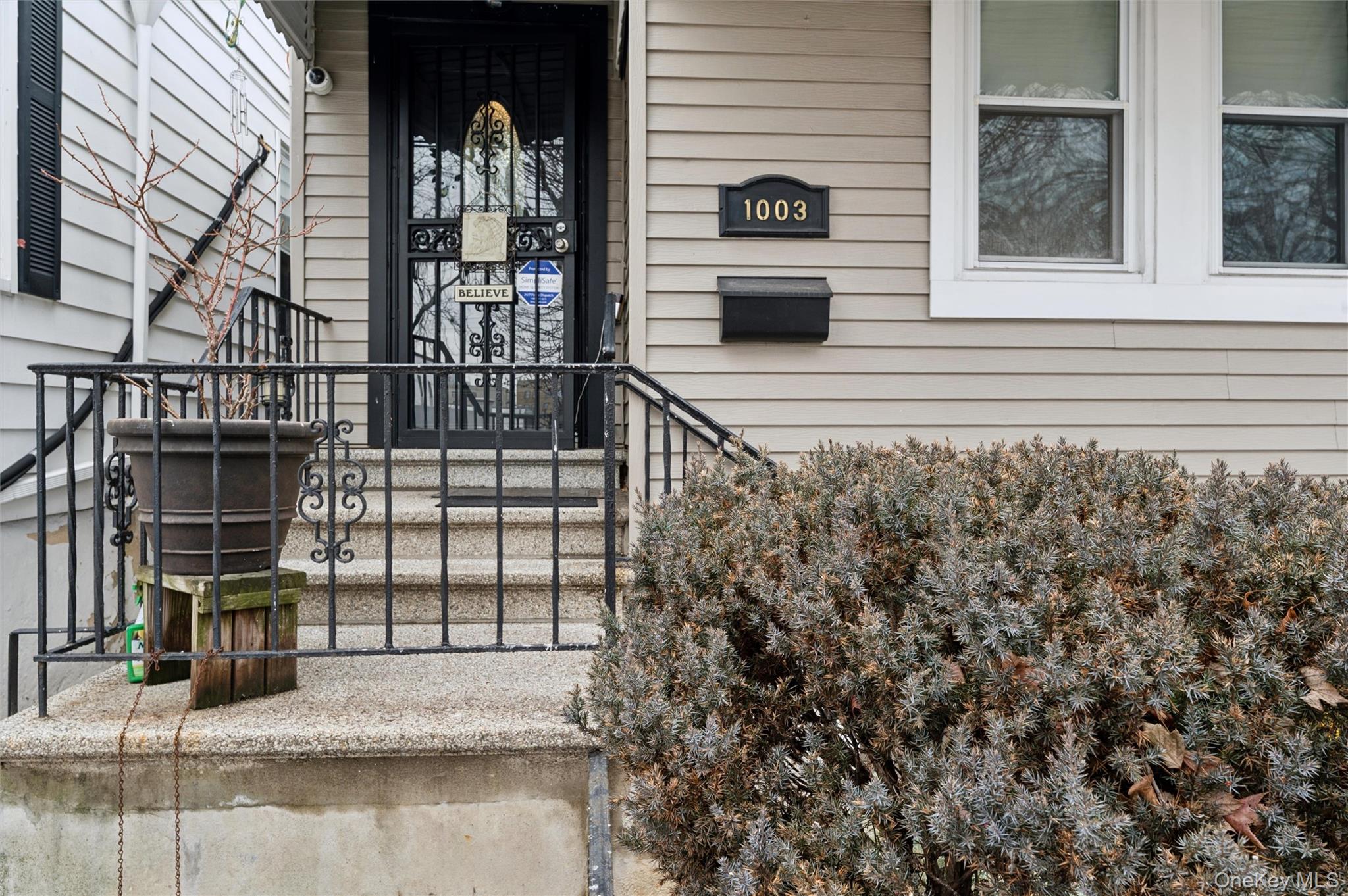 1003 Sackett Avenue, Bronx, NY 10462