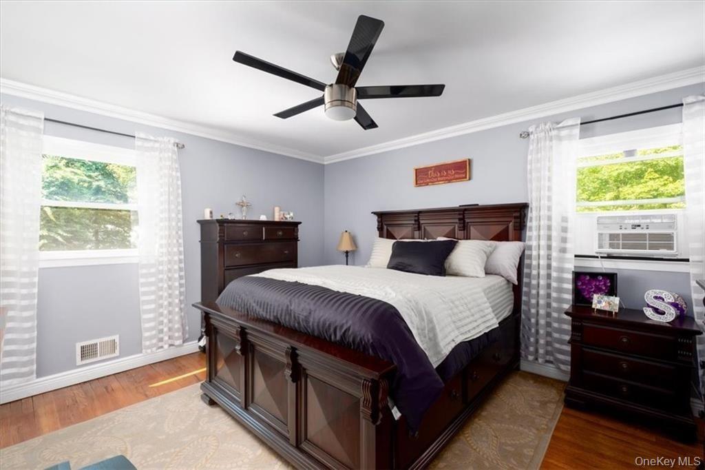 1 N Amundsen Lane, Airmont, NY 10901