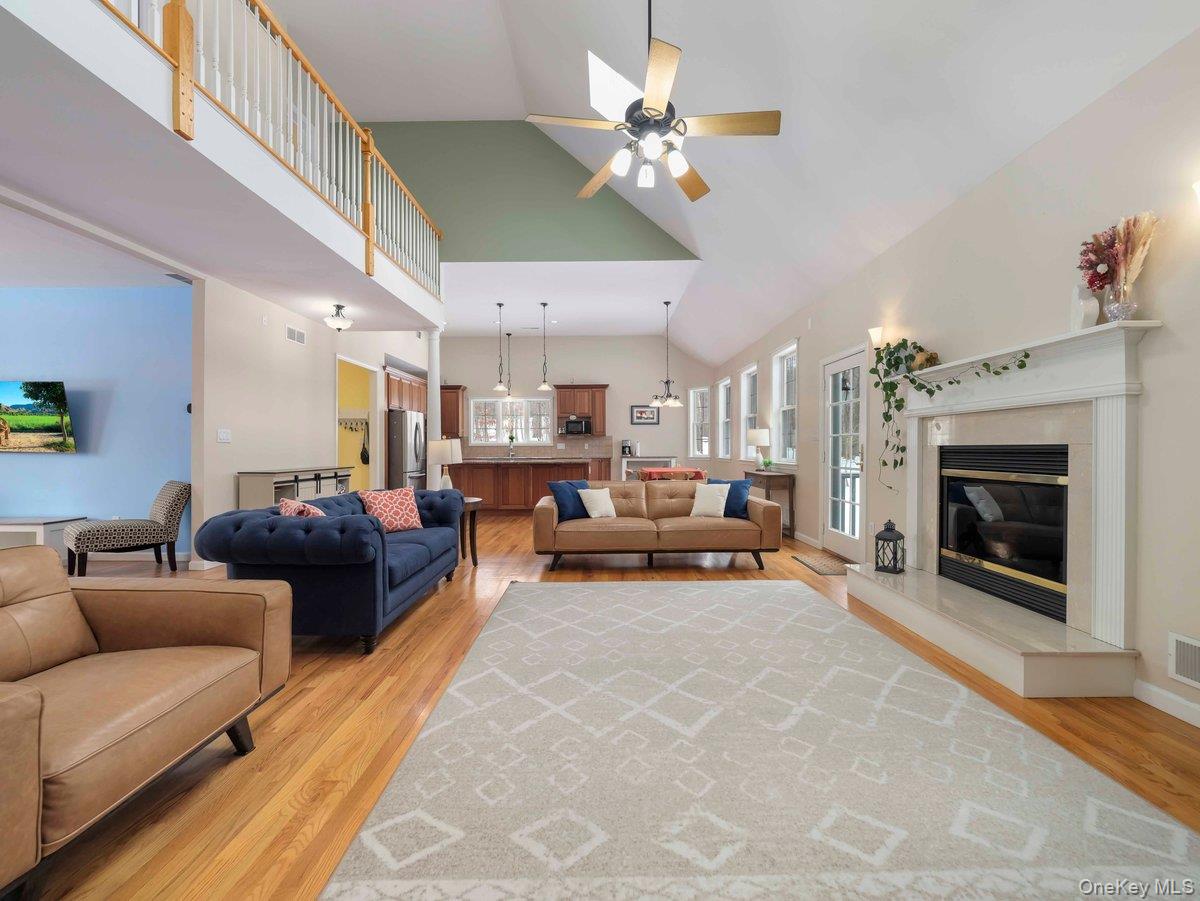 36 Horseshoe Path, Pawling, NY 12564