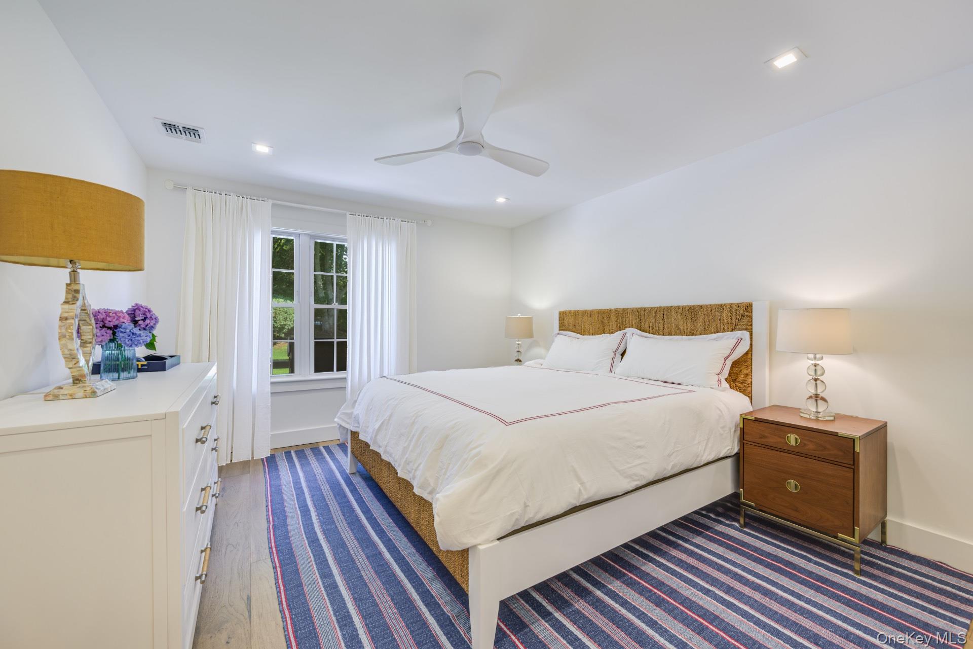 10 Leland Lane # 35, Southampton, NY 11968