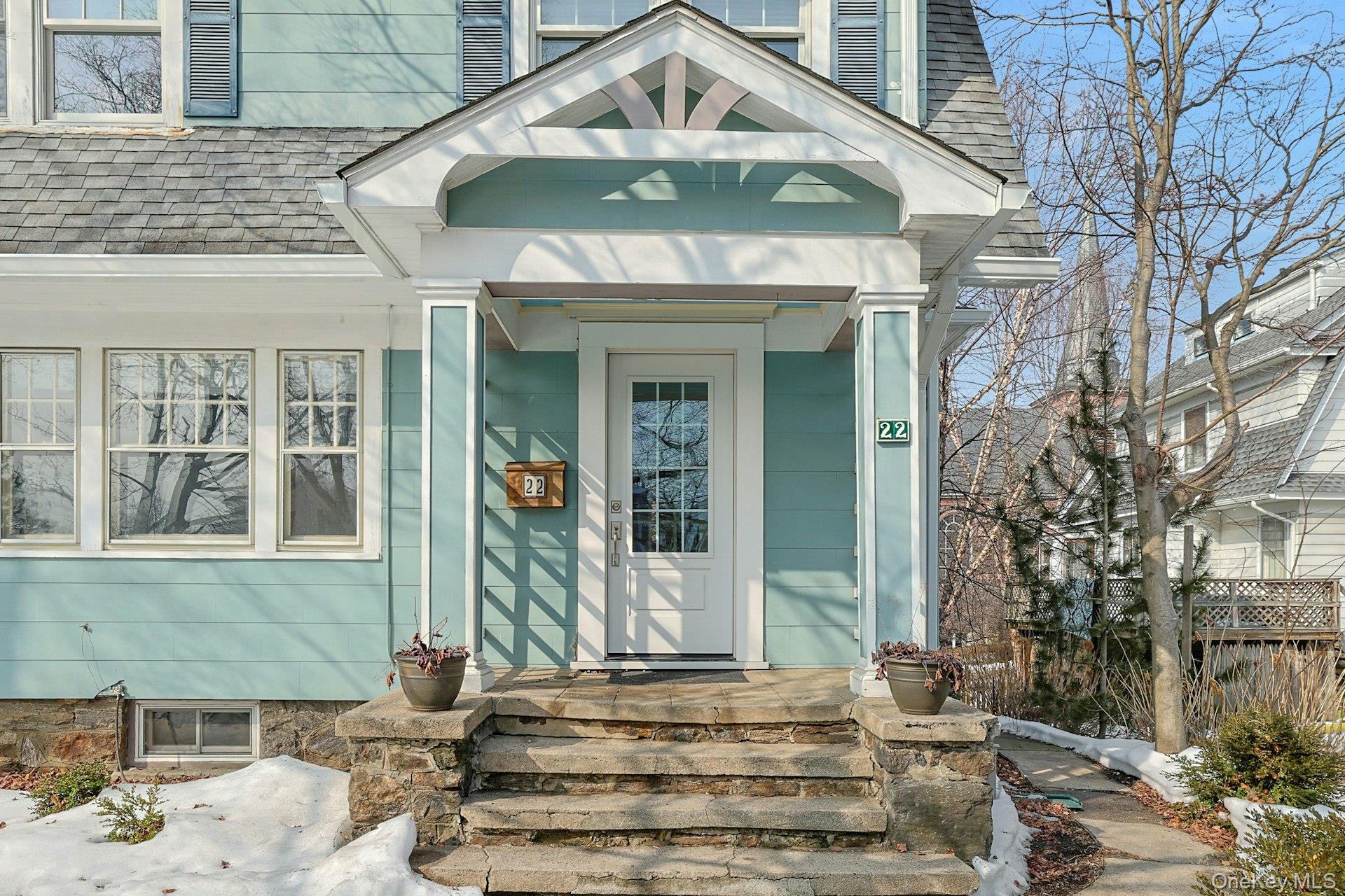 22 Dearborn Street, New Rochelle, NY 10801