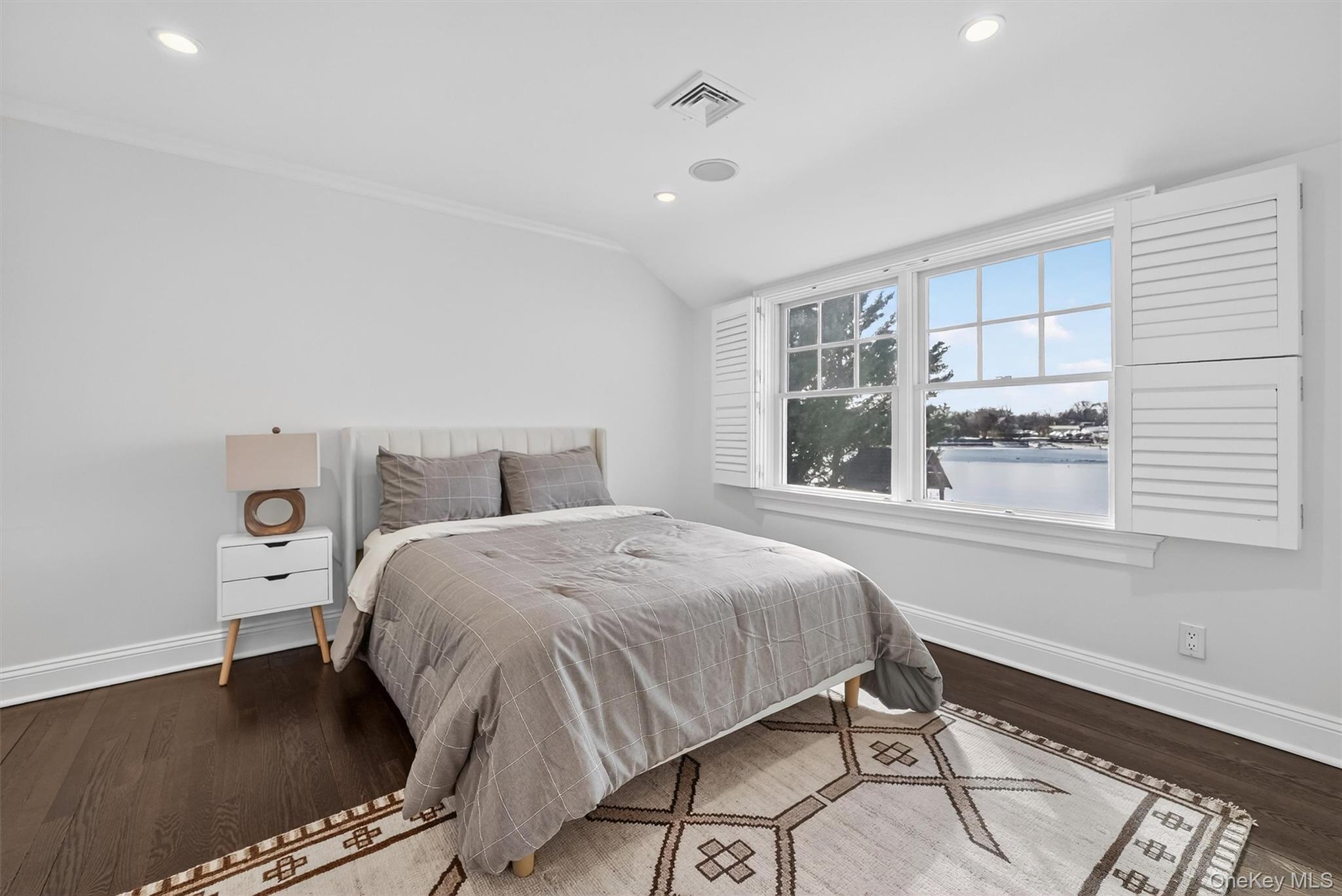 506 Shore Acres Drive, Mamaroneck, NY 10543