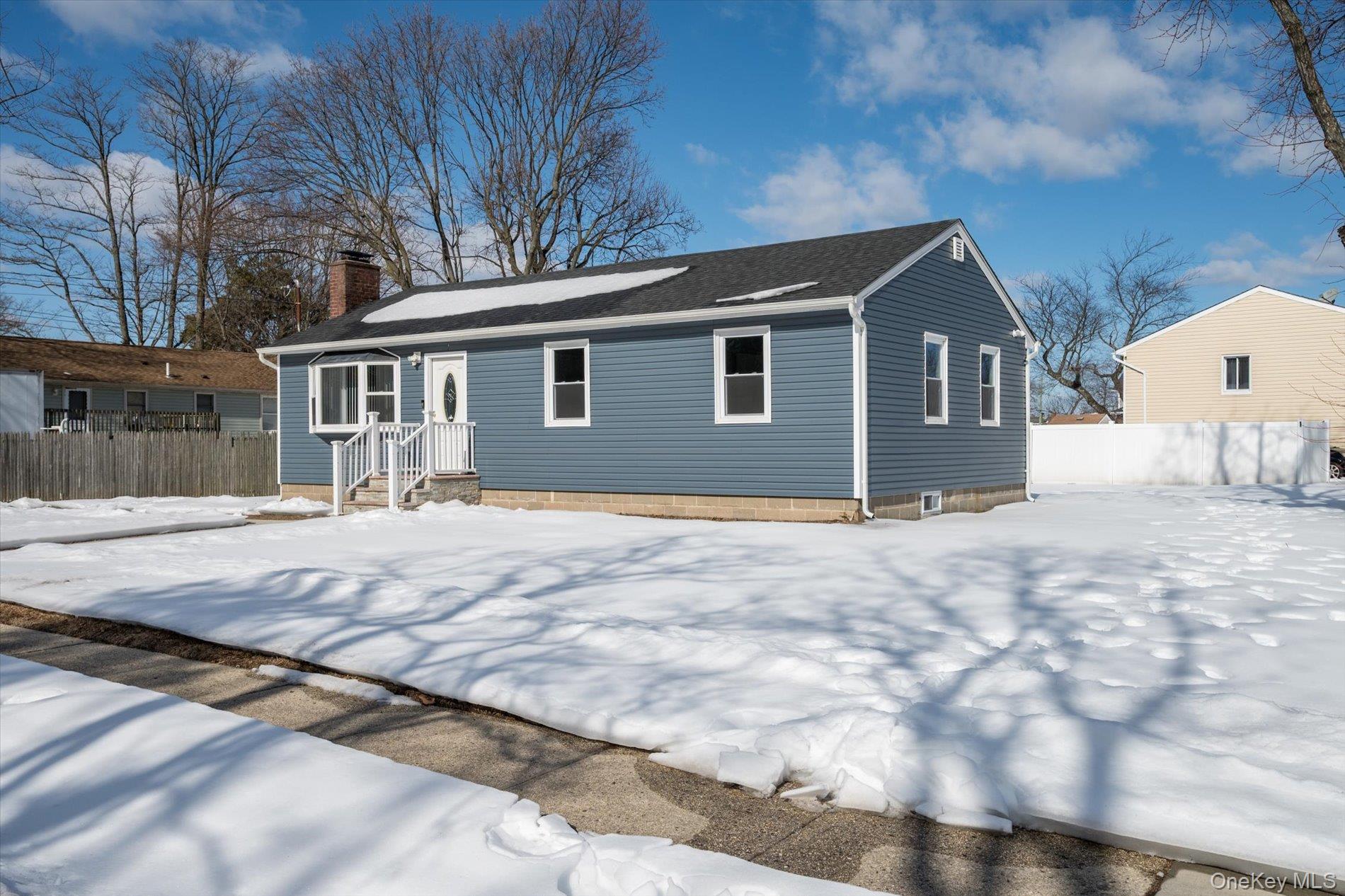 93 Garfield Boulevard # 93, Farmingdale, NY 11735