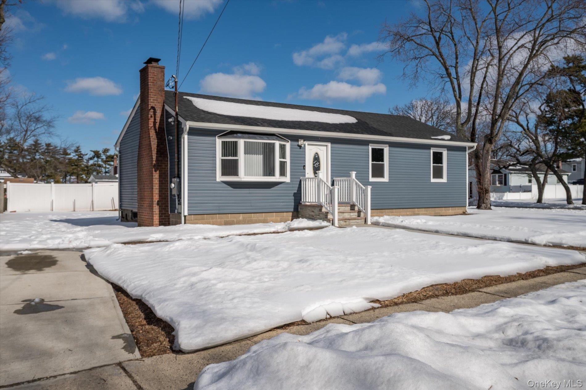 93 Garfield Boulevard # 93, Farmingdale, NY 11735