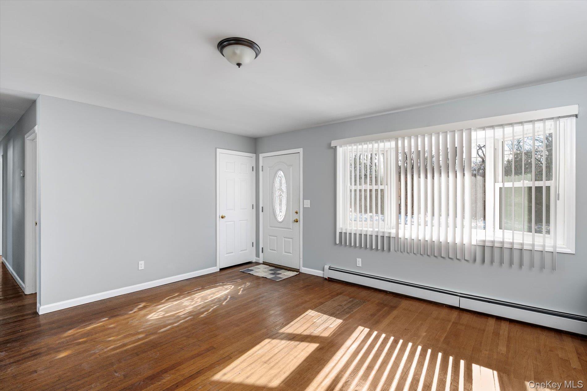 93 Garfield Boulevard # 93, Farmingdale, NY 11735