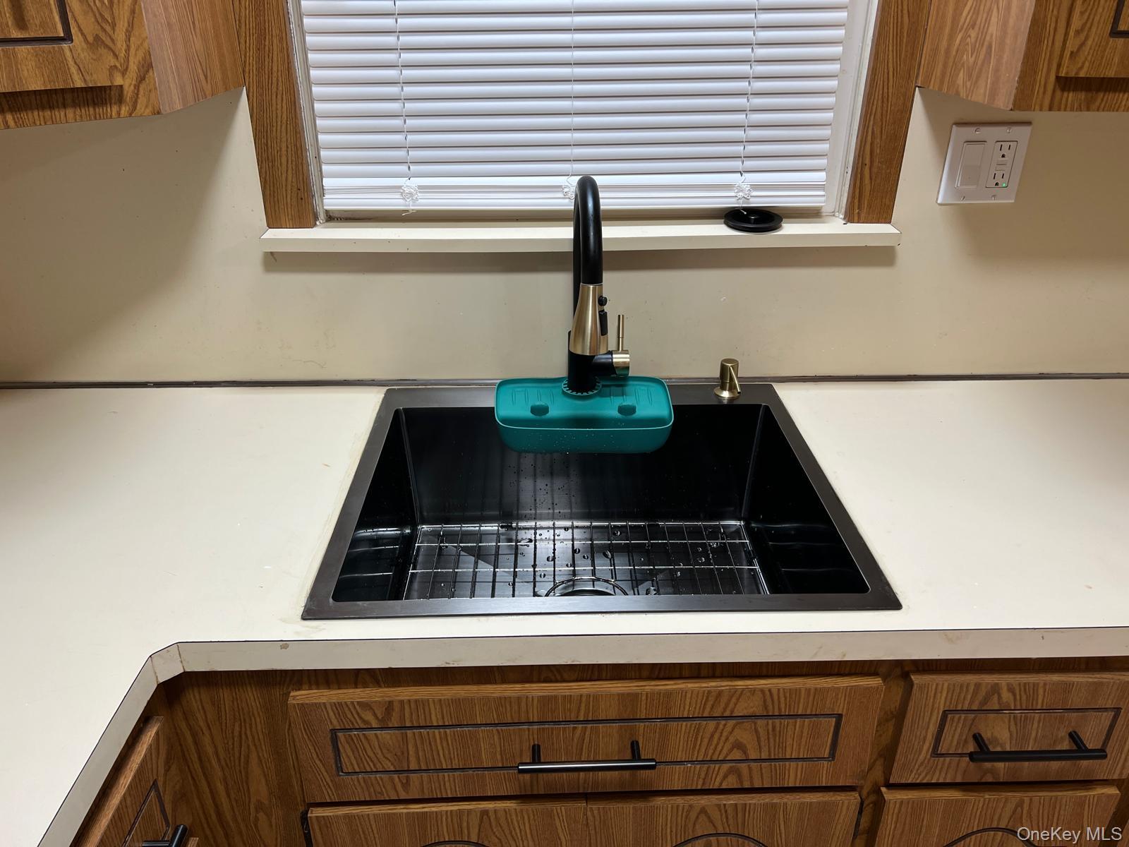 109 Pratt Street, West Babylon, NY 11704