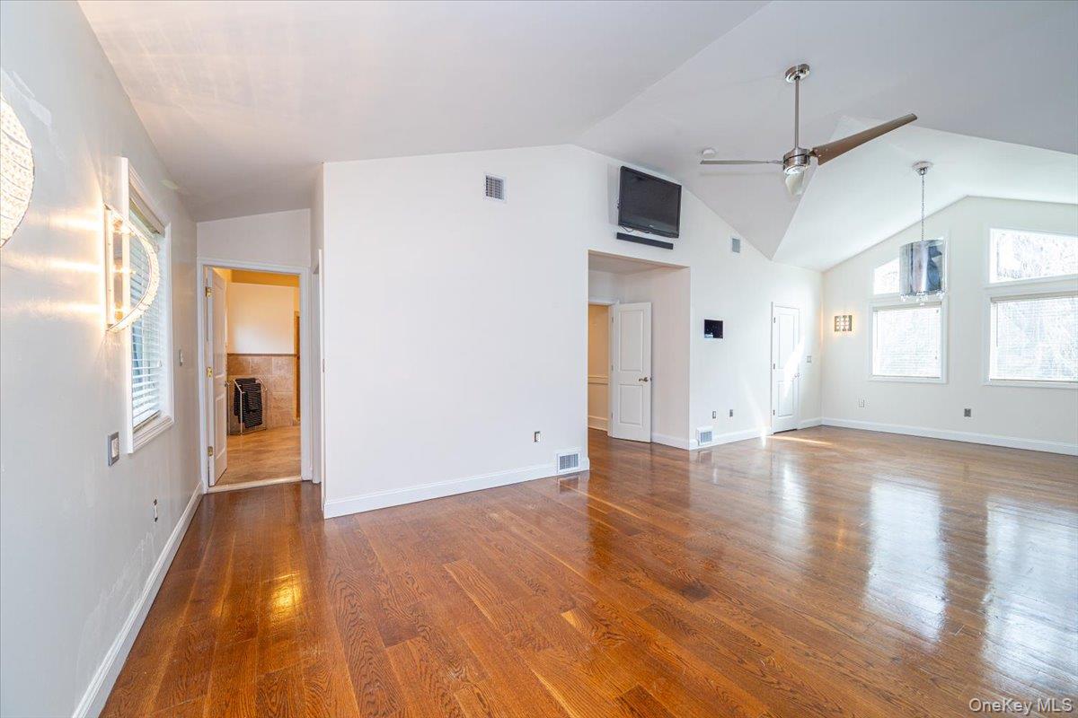 87 Soundview Drive, Port Jefferson, NY 11777