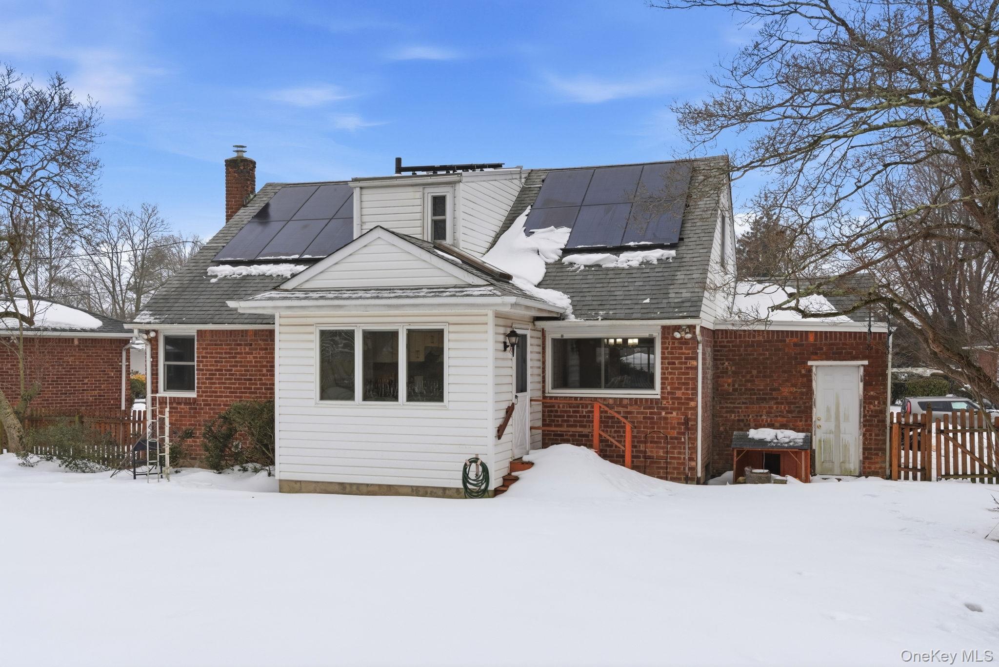 225 Willets Lane, Jericho, NY 11753